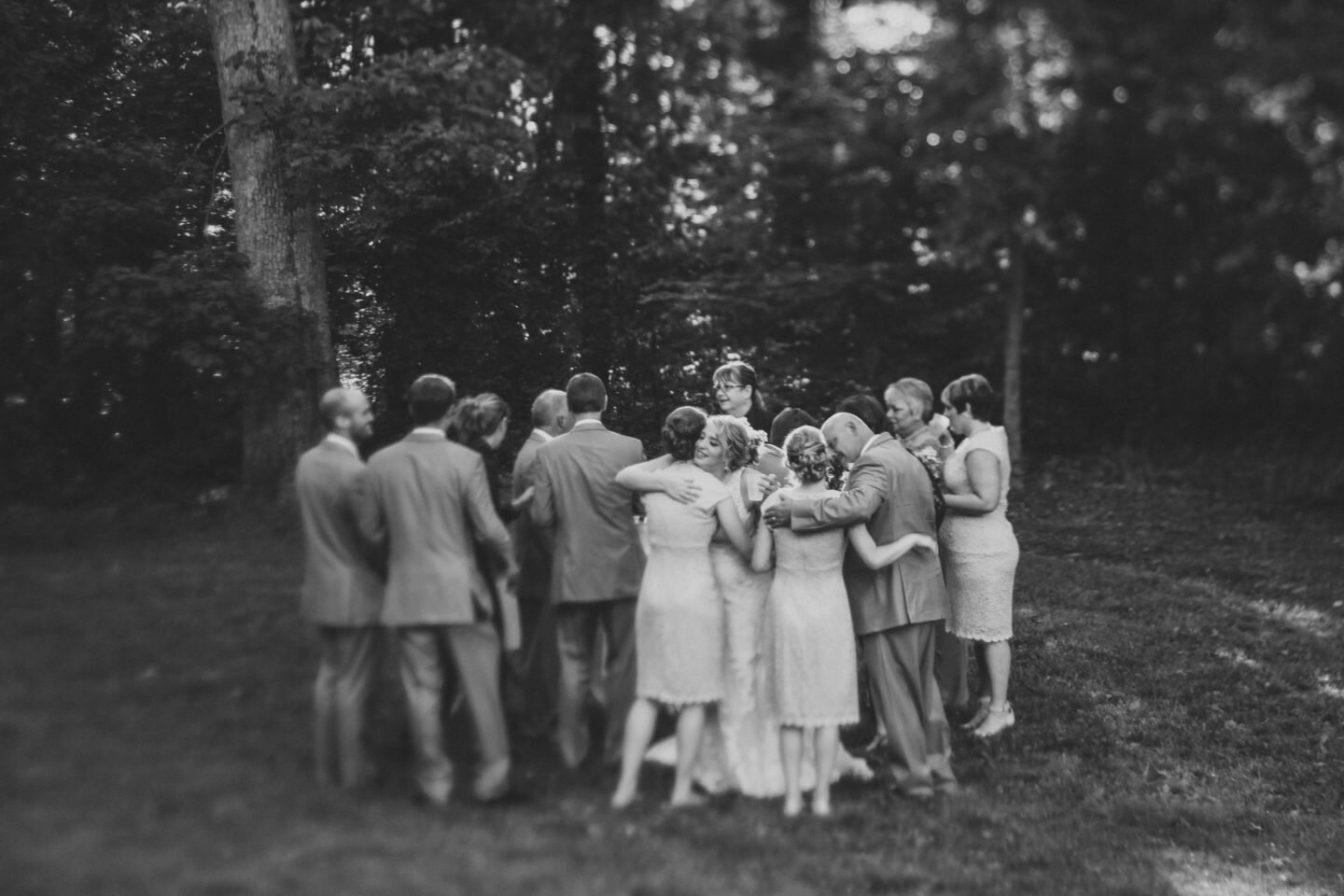 liriodendron-mansion-outdoor-wedding-artistic-creative-wedding-photography-42.jpg