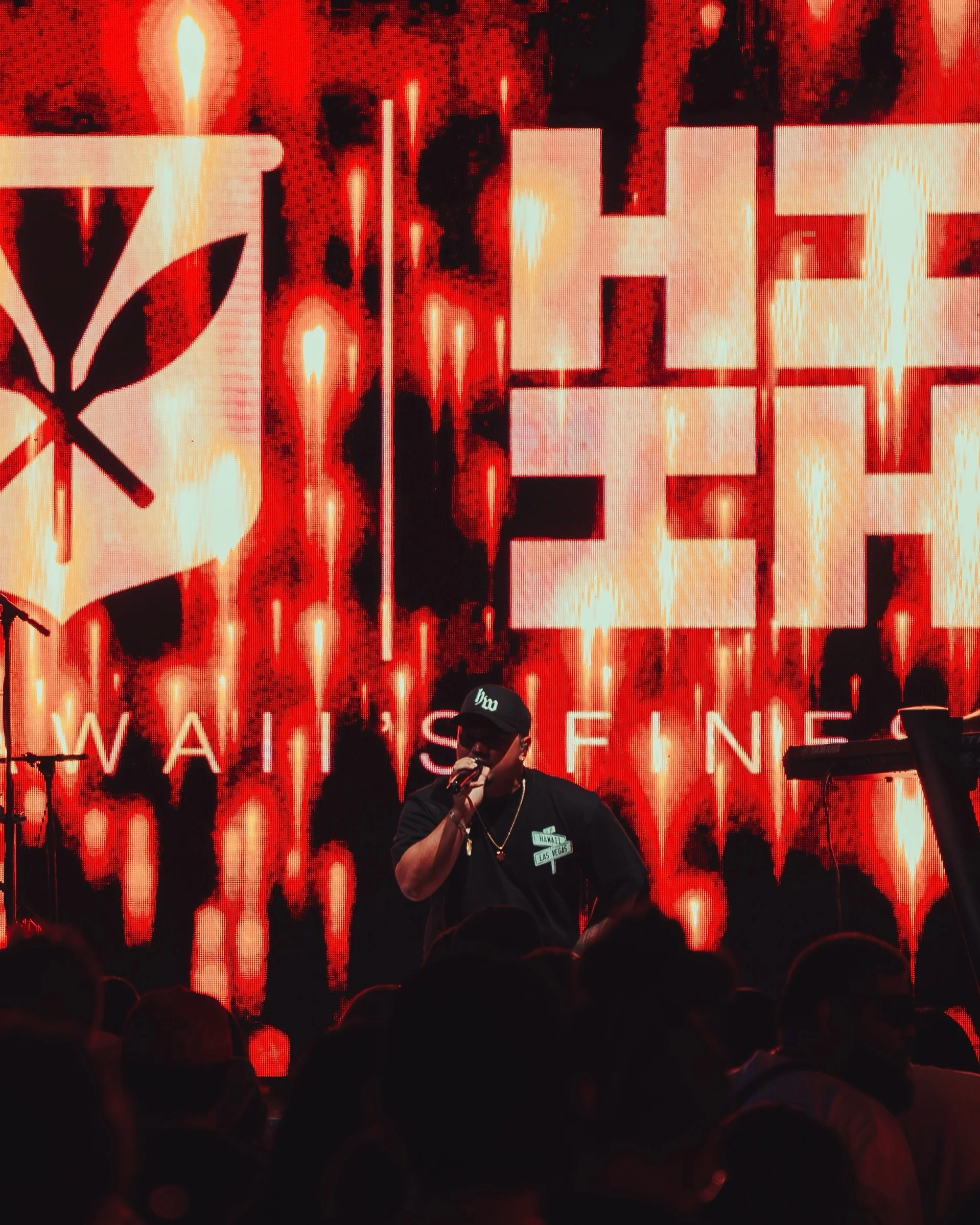 Summer Bash 2026 ‼️ @saharalasvegas 

Always a good time back on da 9th island! You guys definitely showed out ❤️&zwj;🔥 

Big Mahalo to @hawaiisfinestclothing &amp; everybody who came out to support 🤙🏽
#highwatah #watahboys #hifi #saharalasvegas