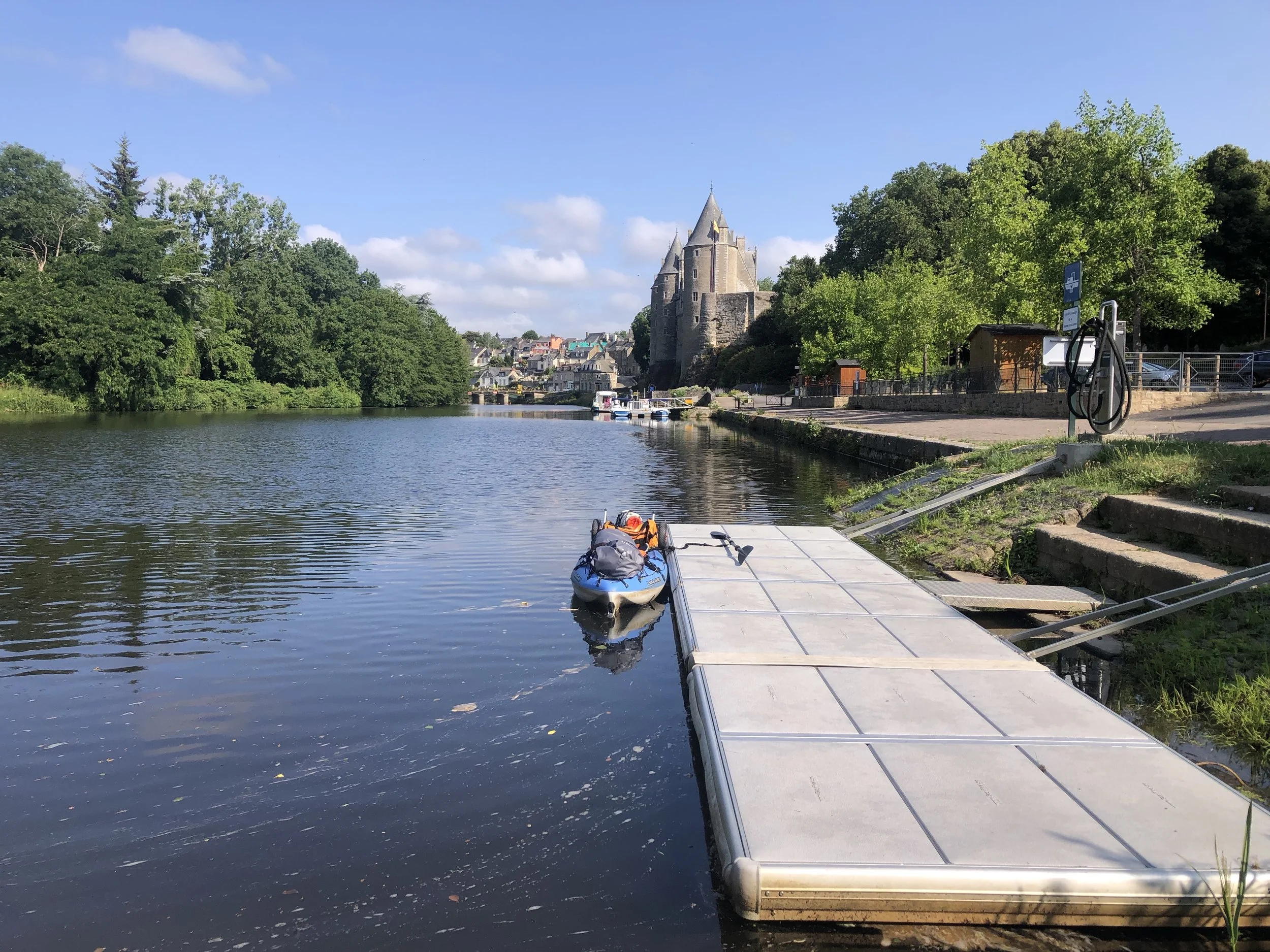 Sur le Canal de Nantes à Brest