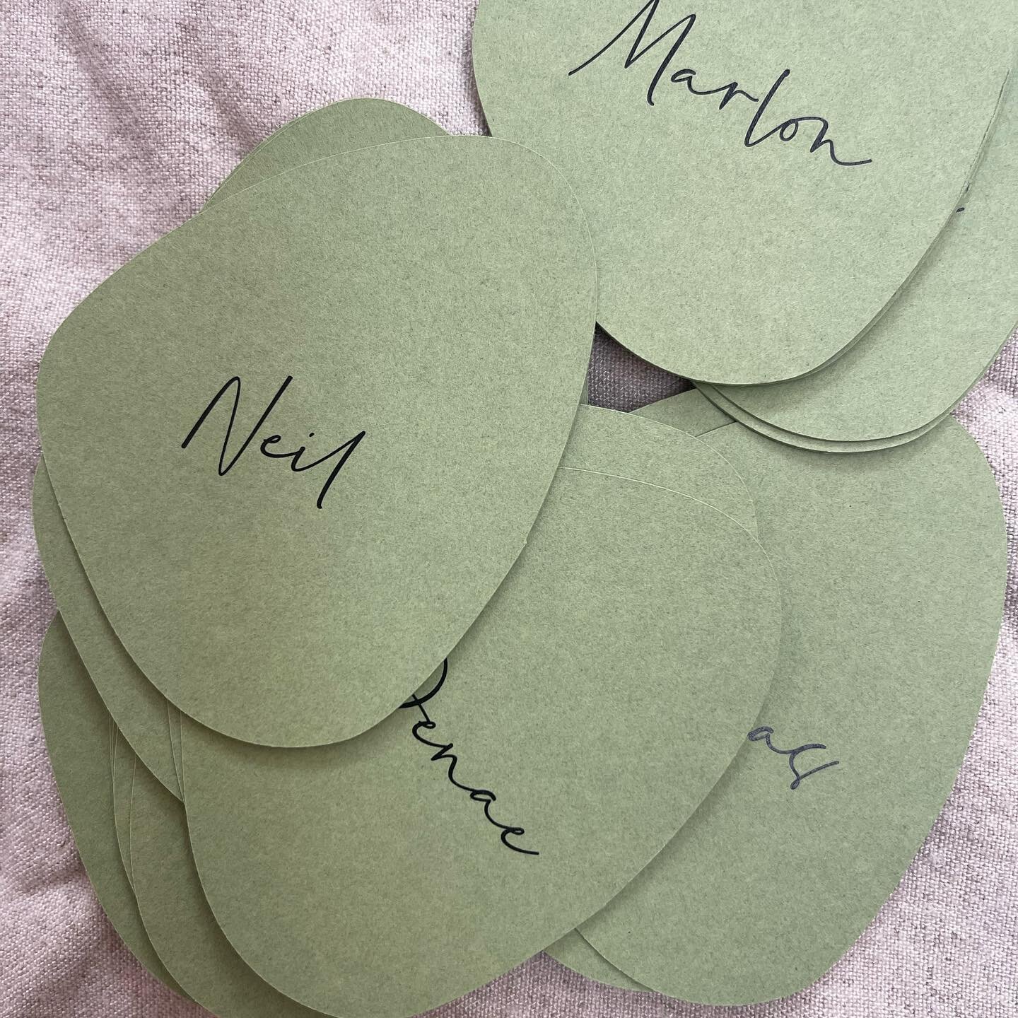 Place cards in green 🌱

#placecards #wedding #green #stationary #adelaide