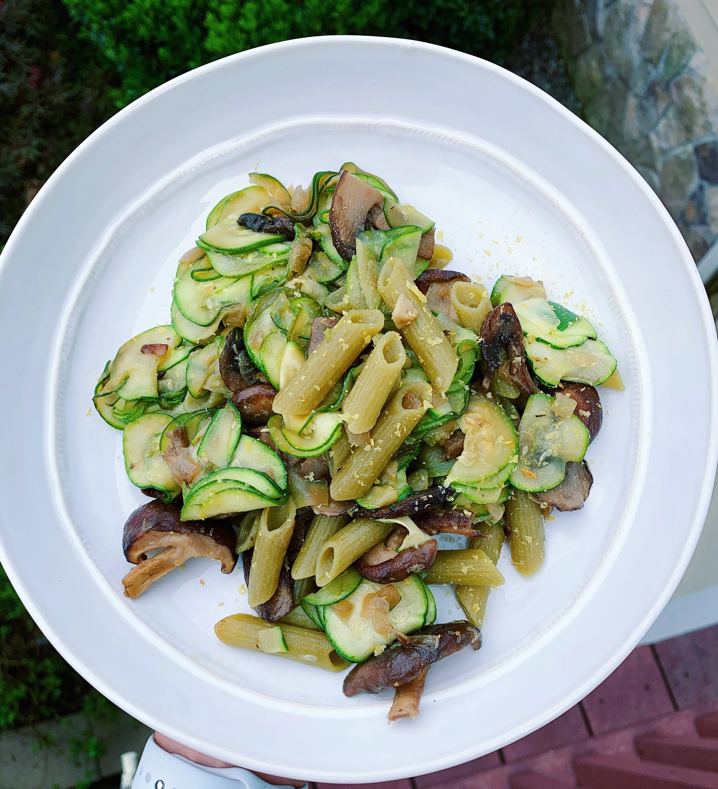 Gluten-free Pea Pasta with Mushrooms &amp; Zucchini