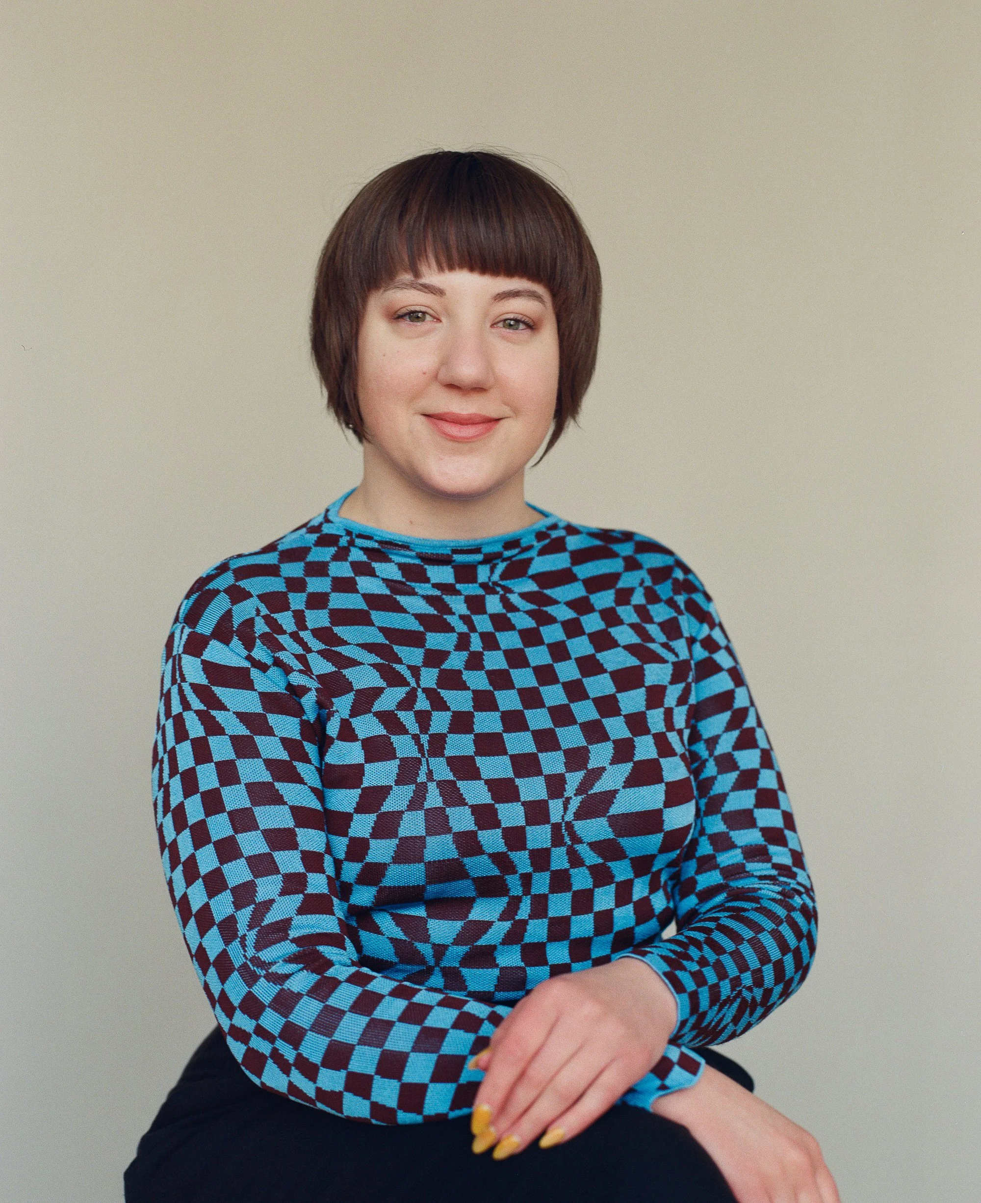 alexa_viscius_headshot_-110.jpg