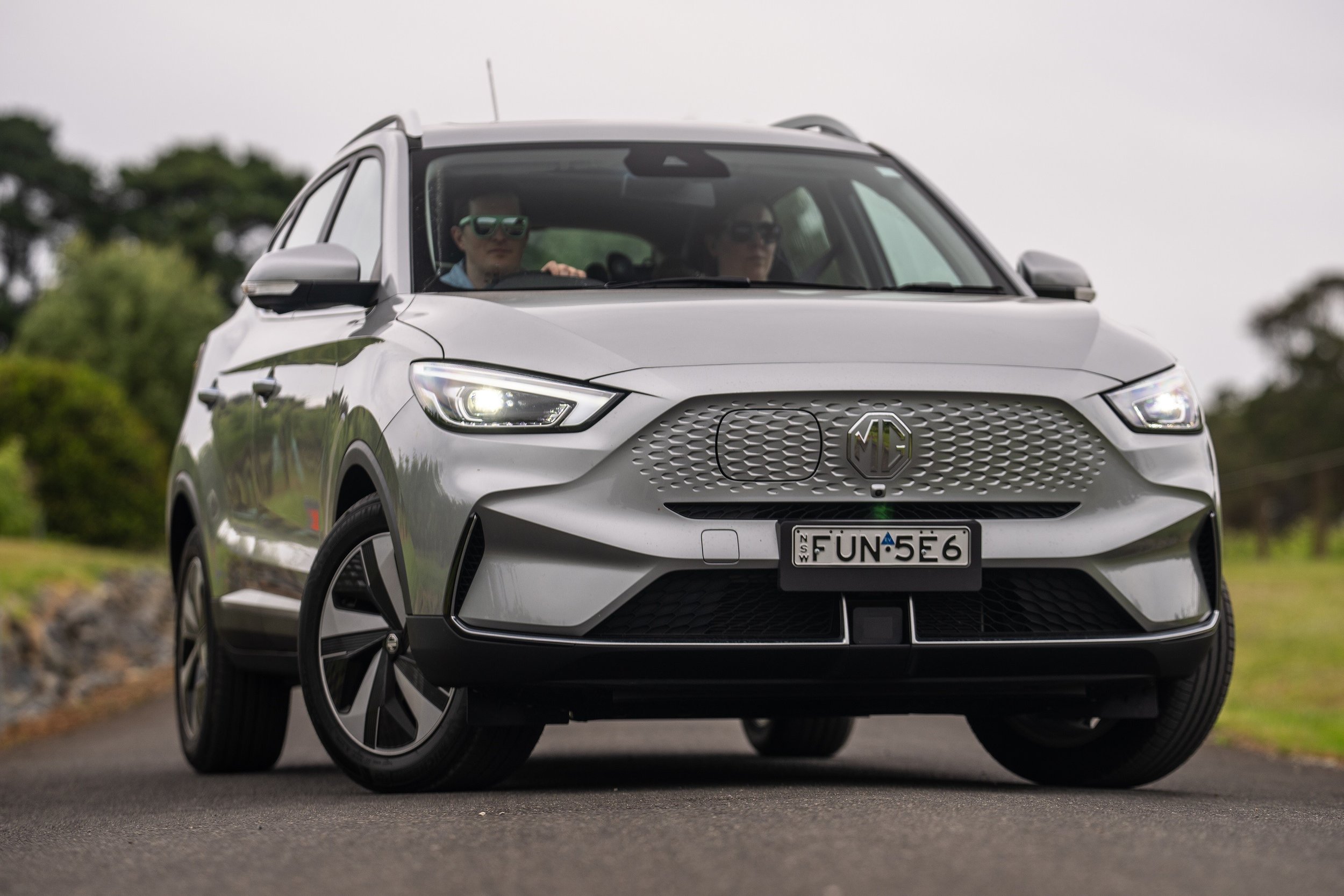 The All-Electric MG ZS EV SUV: The Complete Guide For The UK - Ezoomed