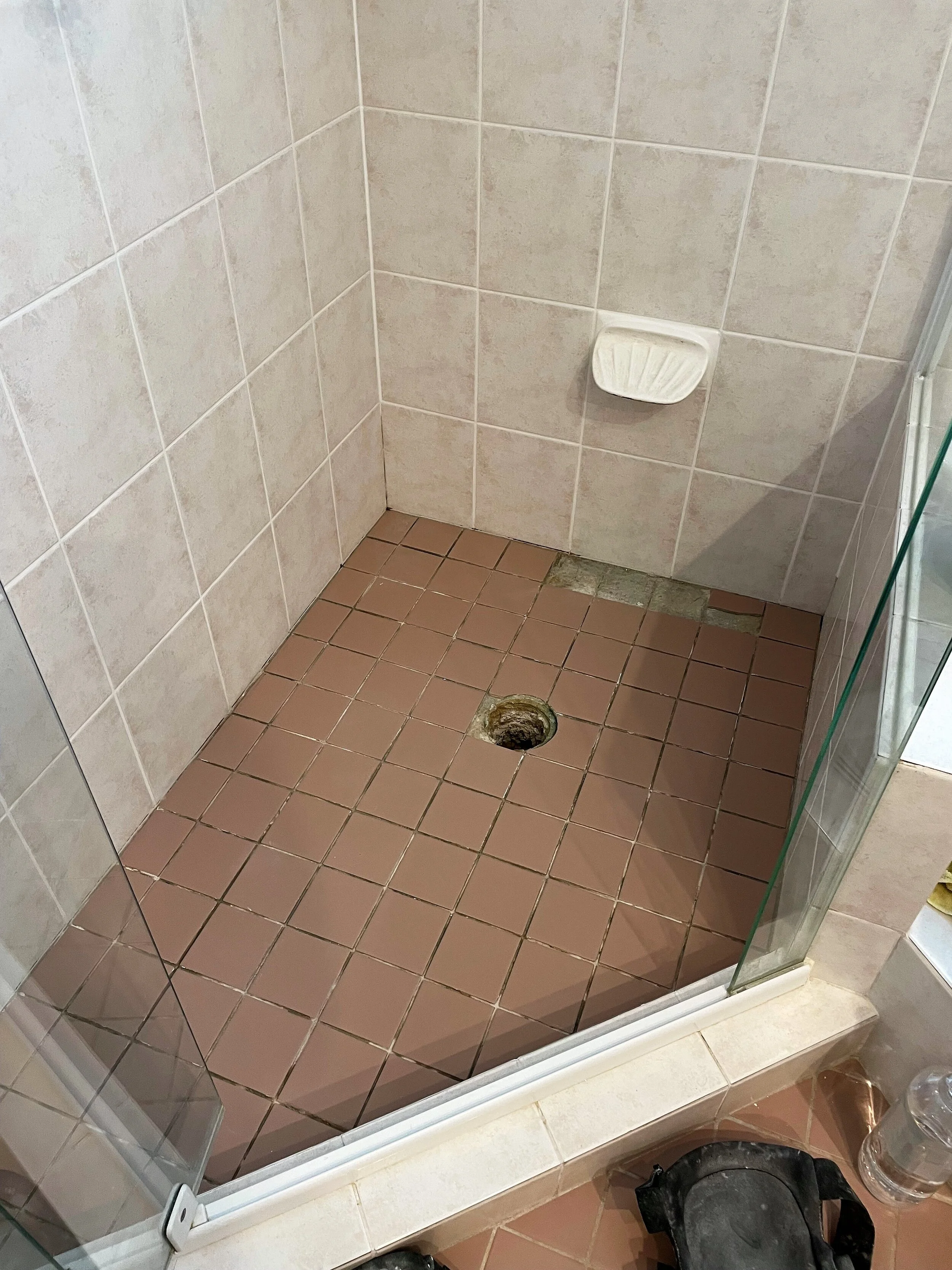 Shower - Before 3.jpg