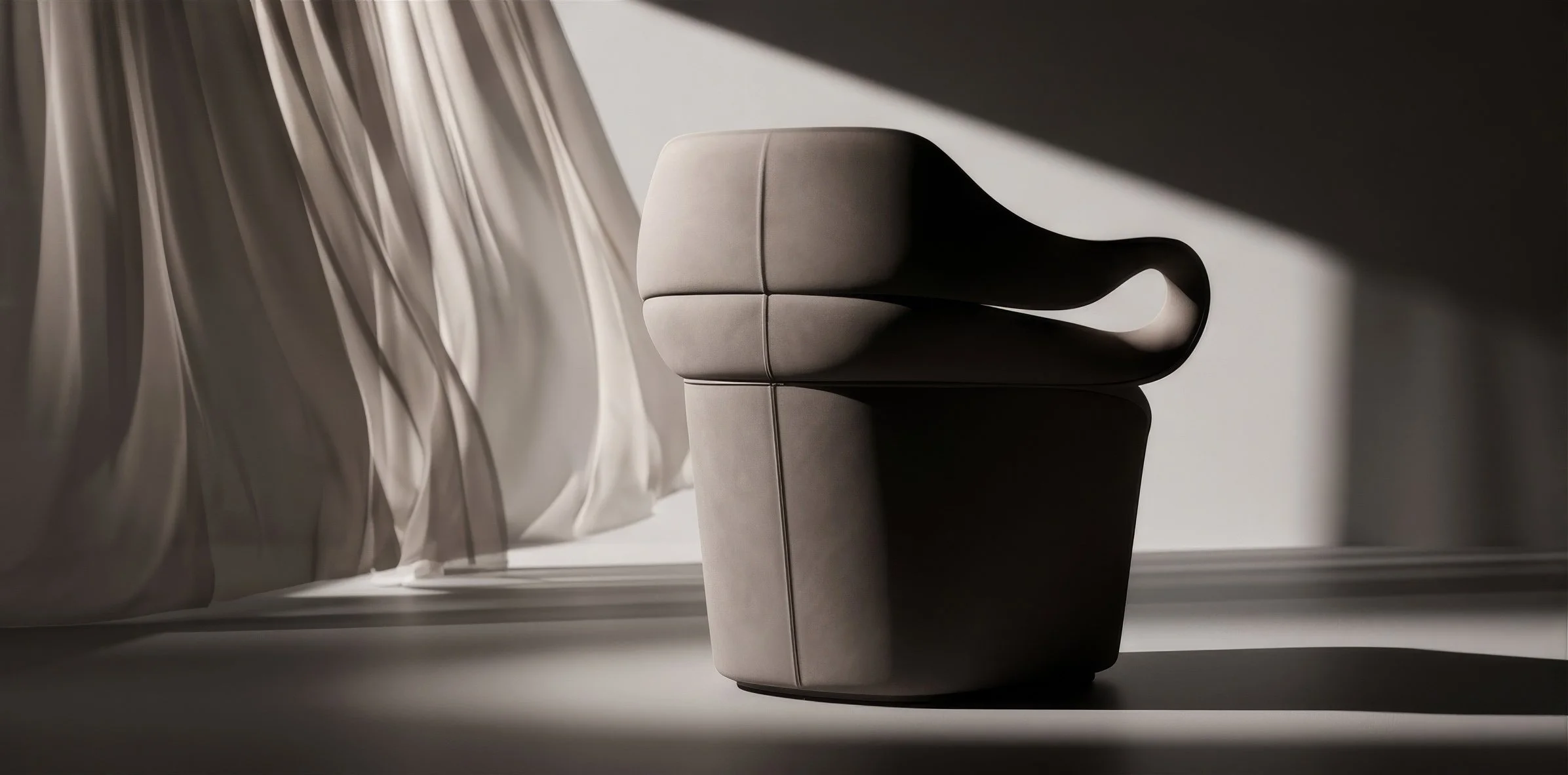 img_loop_armchair_rear_Prs_scheen_Curtain_A_01.jpg