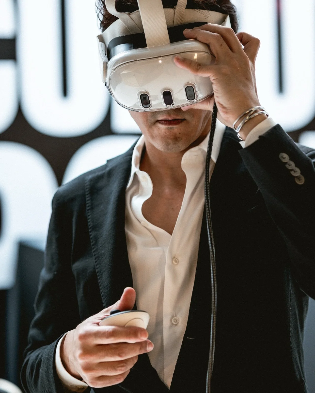 Design. Technology. Inspiration. INDIGO.

&ldquo;We want to inspire the next generation of designers and show how technology can evolve into a poetic medium.&rdquo;
Satoshi Kan, Founder &amp; Designer of INDIGO DESIGN. 

Scenes from the INDIGO press 