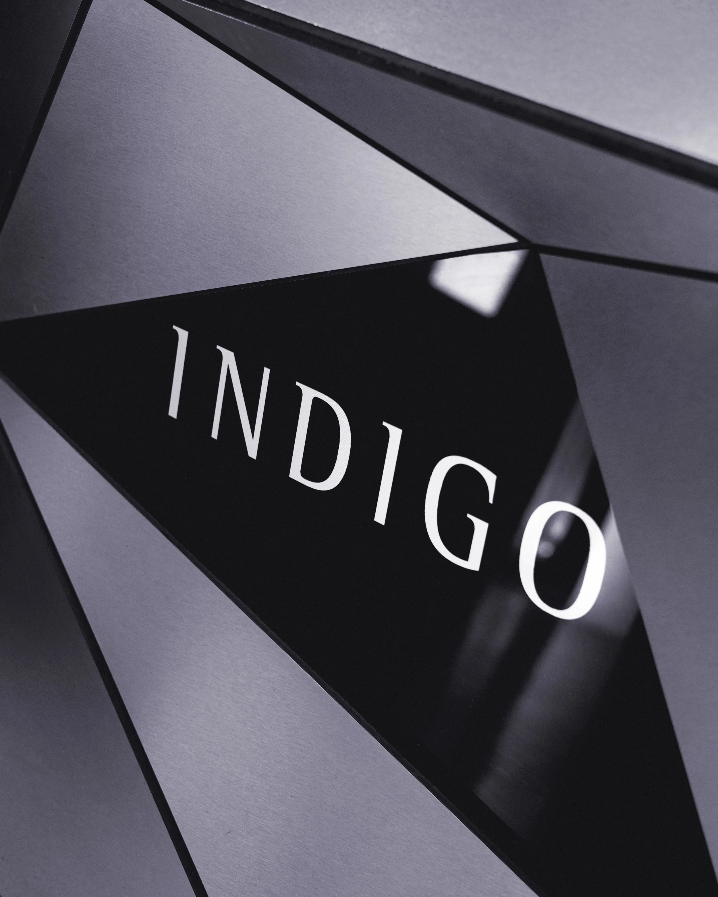 img_indigo_display_a_01.jpg
