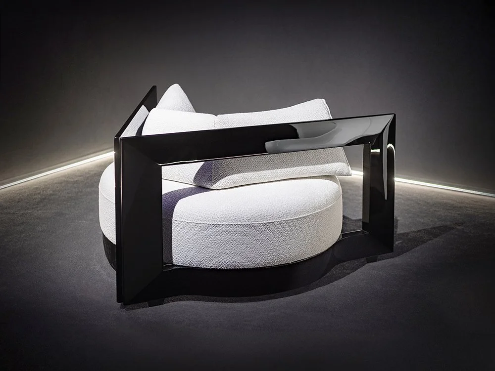img_Frame_Chair_side_bgwt_p_s_01.jpg
