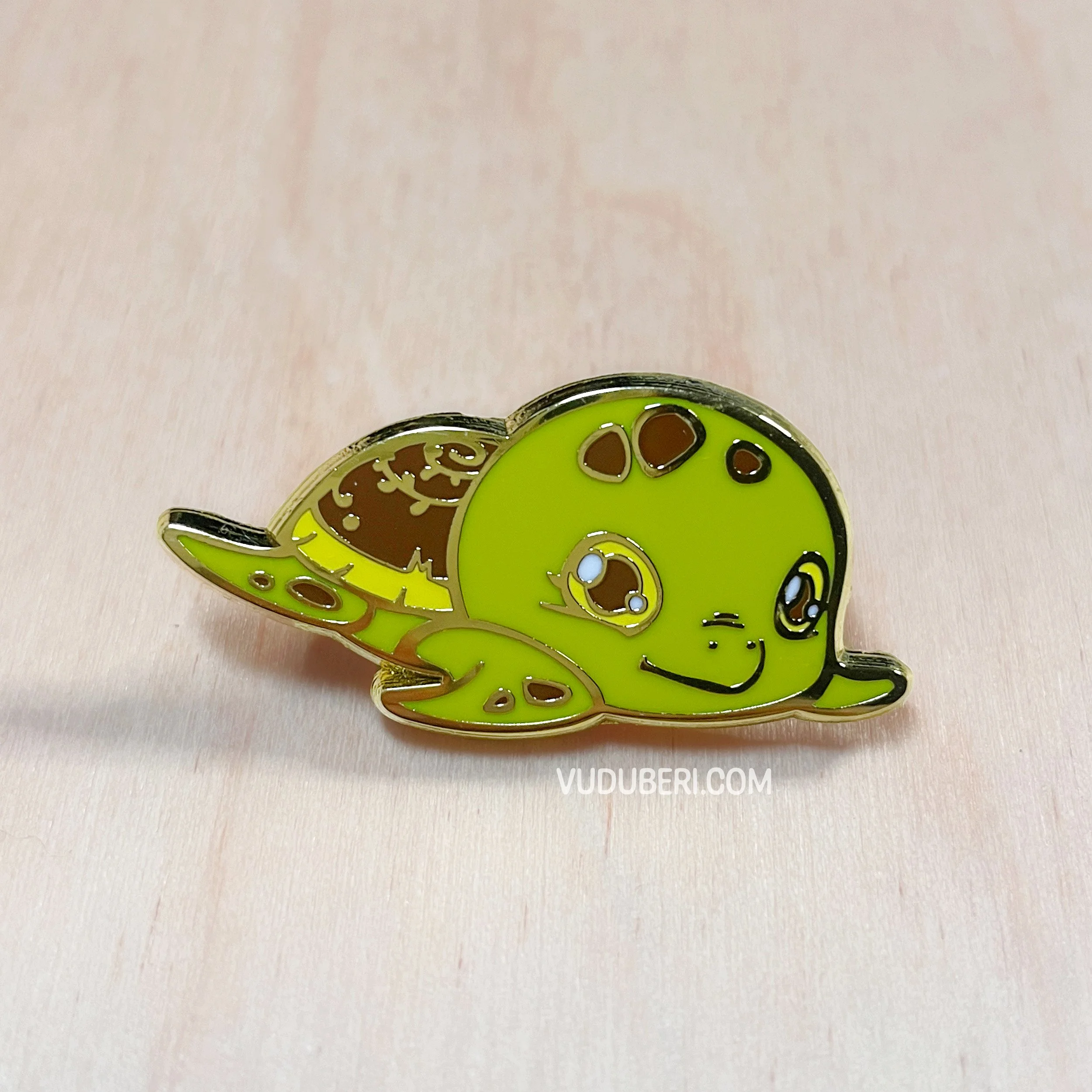 Aquatic - BABY SEA TURTLE enamel Pin