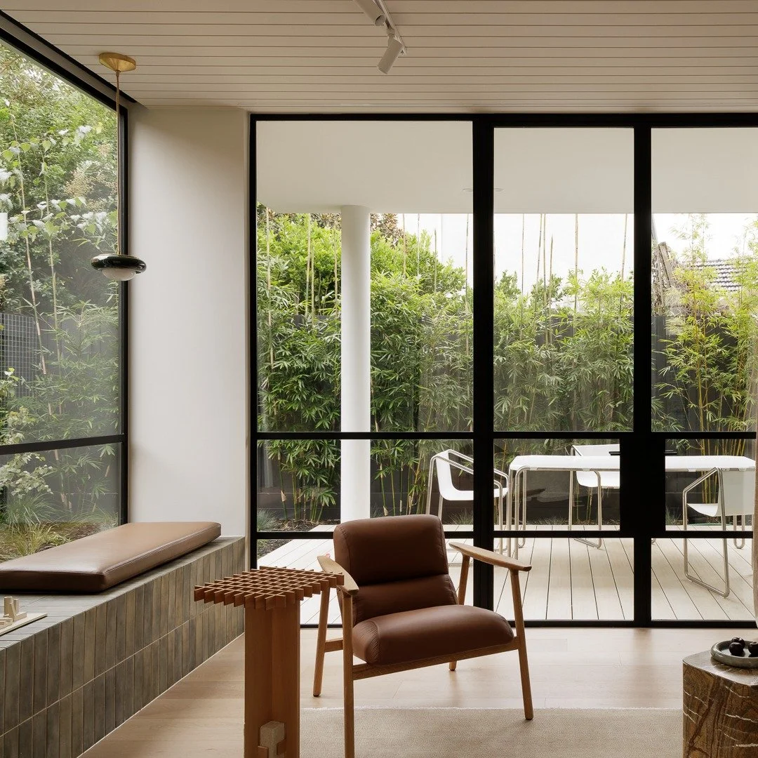 Styling campaign for @arli.homes 
Furniture, art, accessories @navypanelandco 
Photography @timothykaye