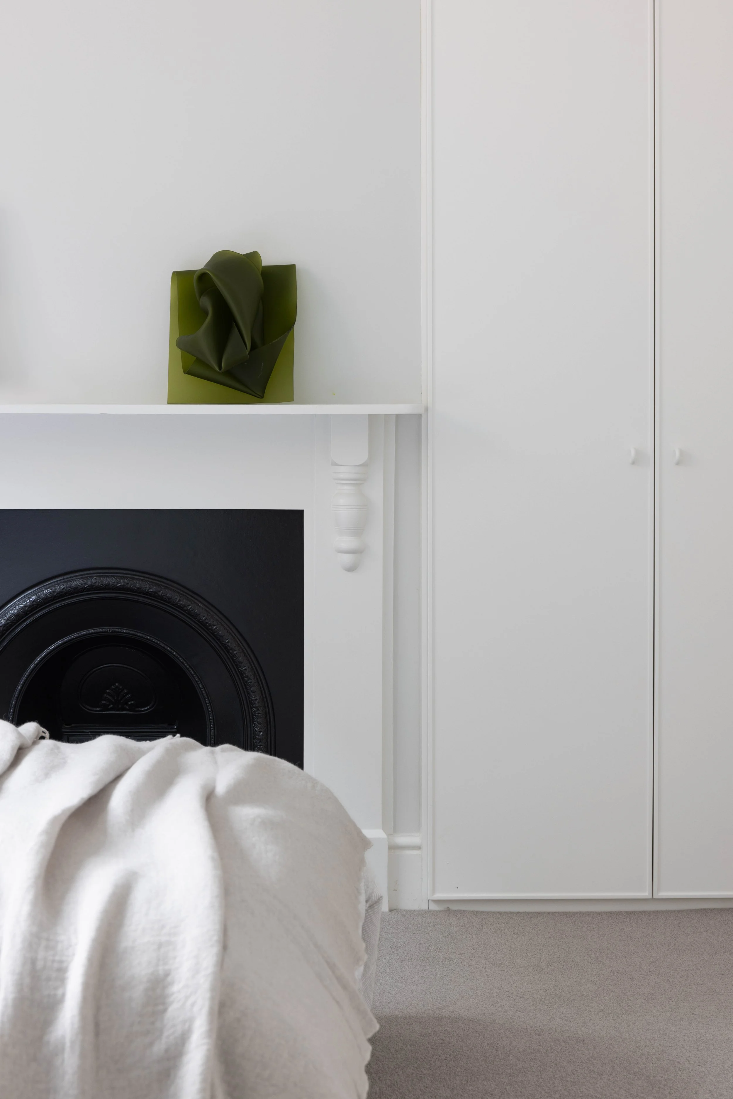 Hawthorn Master Fireplace.jpg