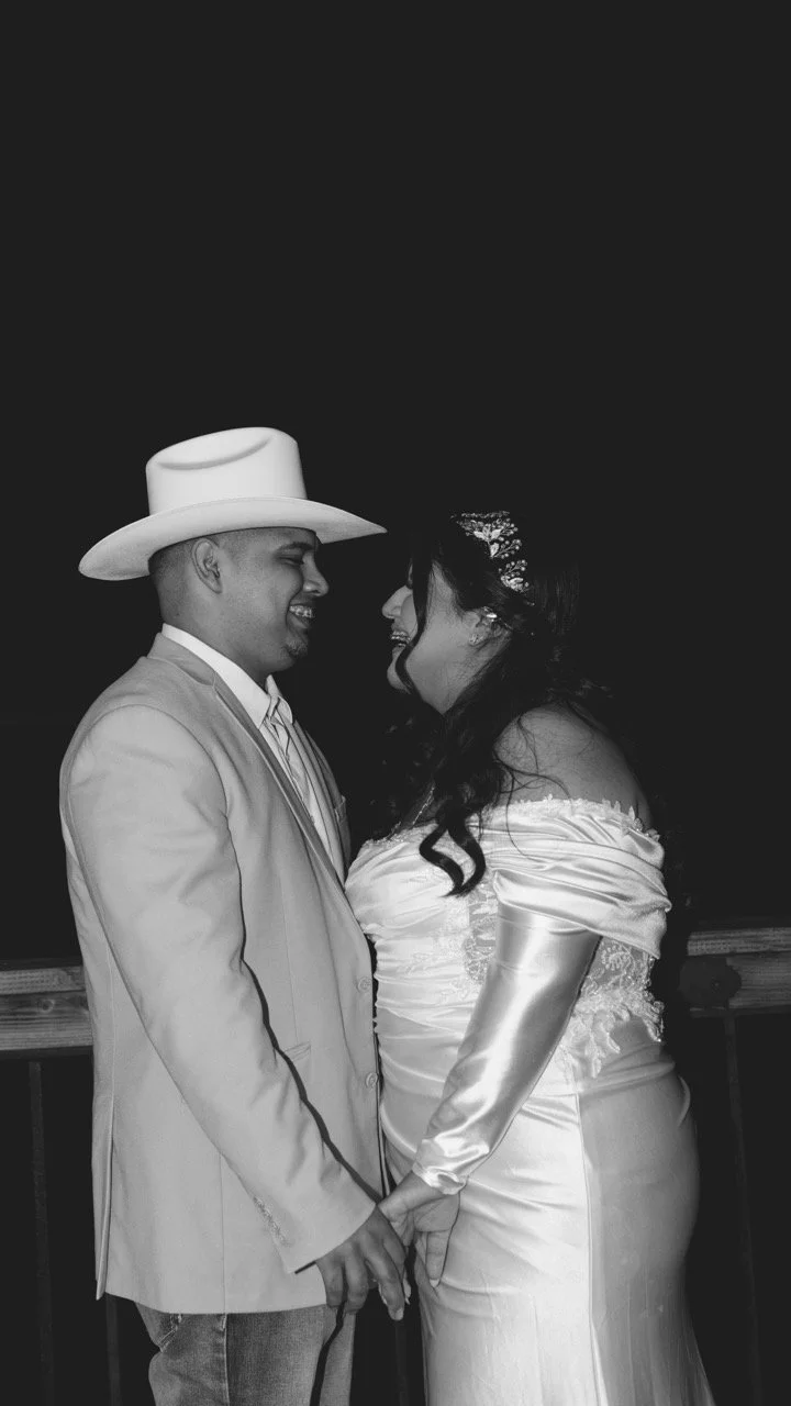 ASTRID_IGNACIO_WEDDING_78_(B&W) Large.jpeg