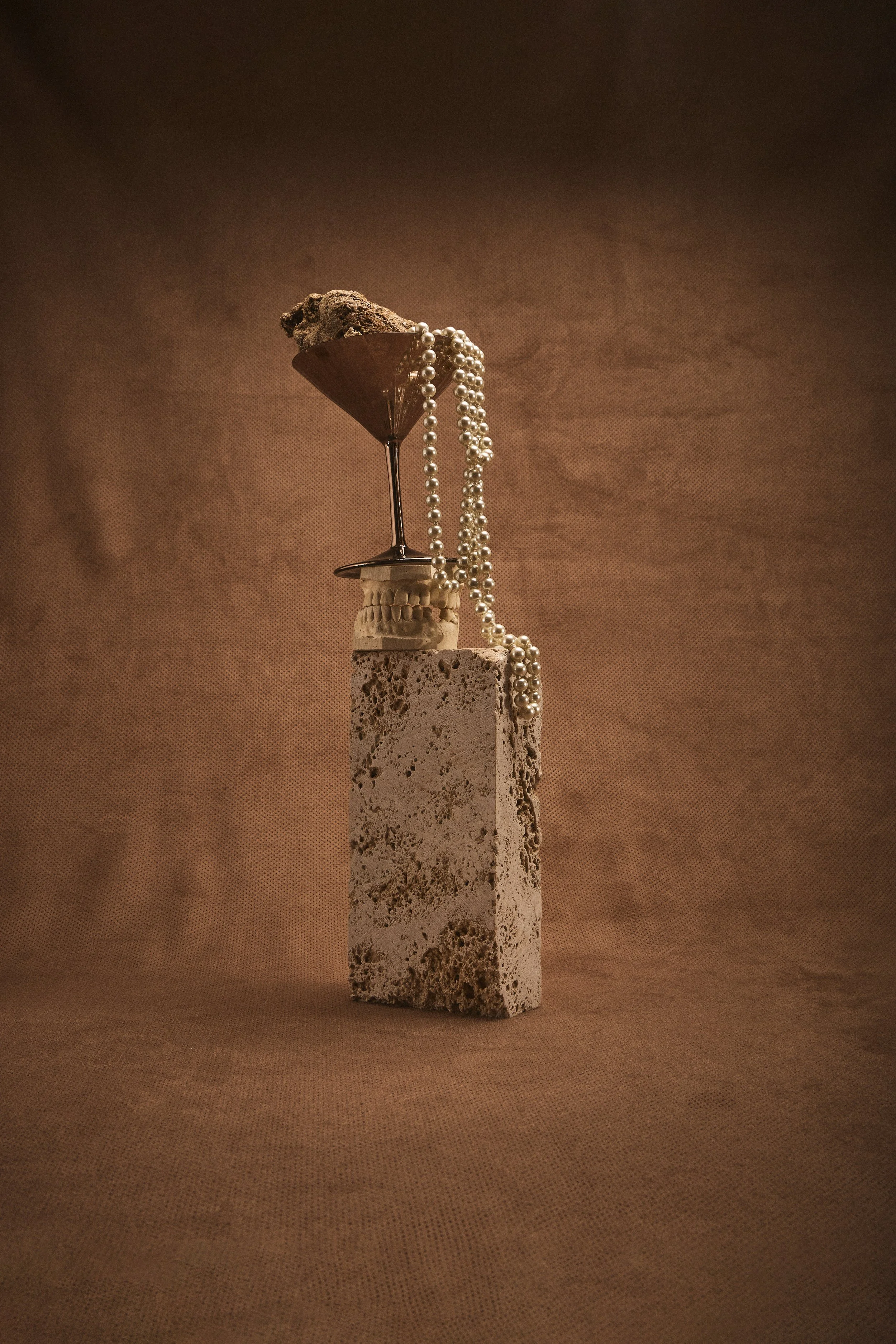 SPECCHISTUDIO_LAPONTE_STILL_1038 2.jpg