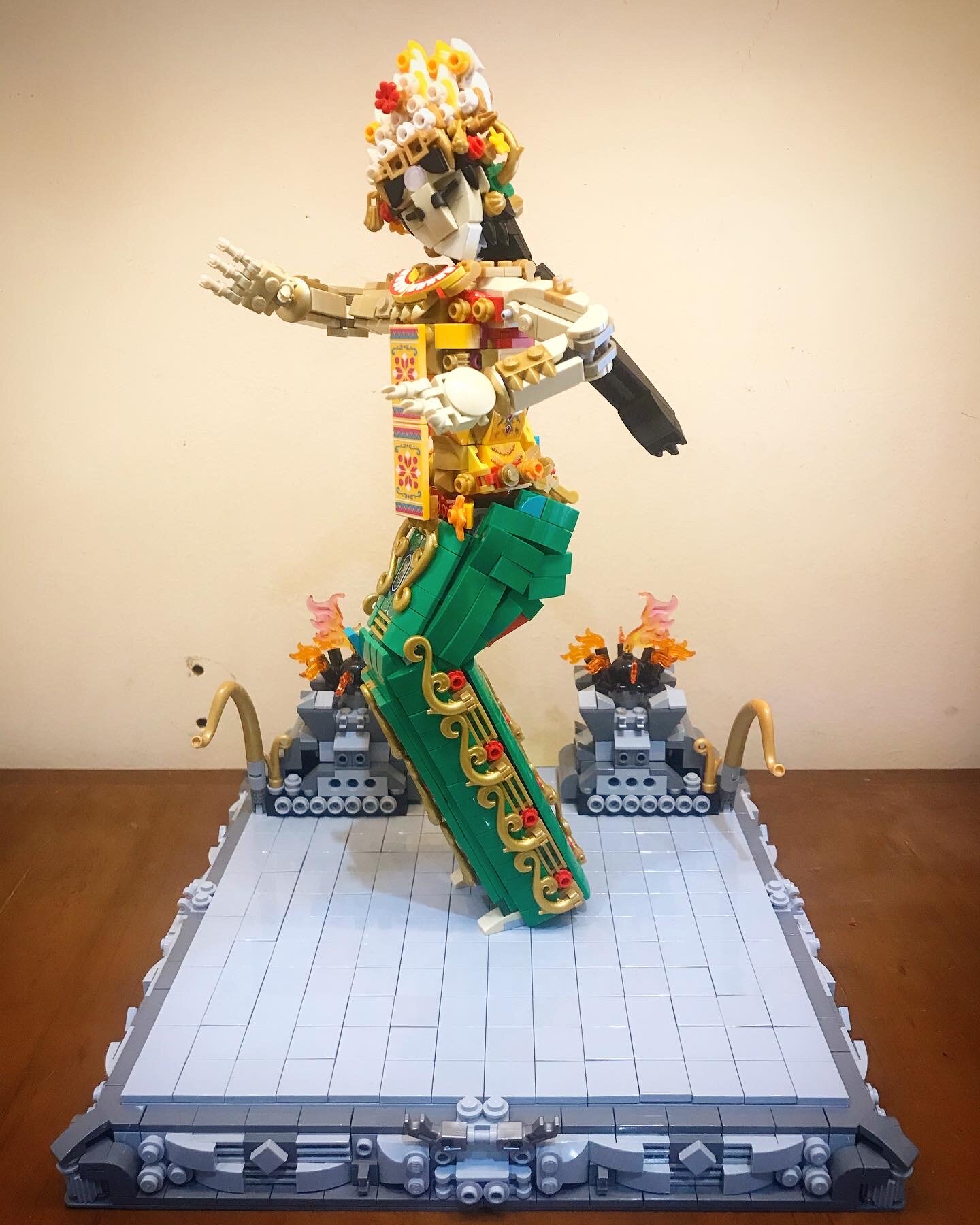 Balinese Dancer LEGO MOC (4).jpeg