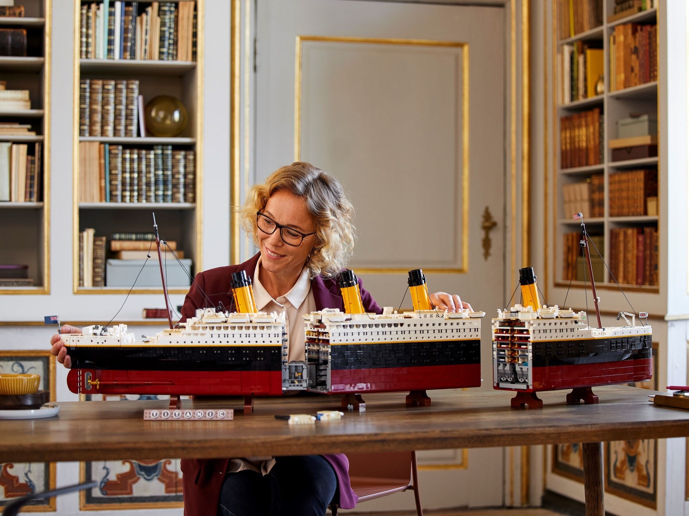 Titanic dari mainan LEGO