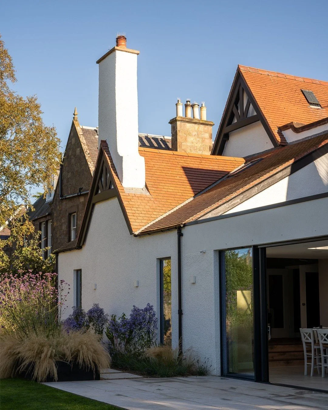 Mayfield House

The extension and reconfiguration of an Arts &amp; Crafts house to better support family life and build new connections to the formal garden. 

Recently featured in @homesandinteriorsmag

#techniquestudio #modernhome #modernhouse #arc