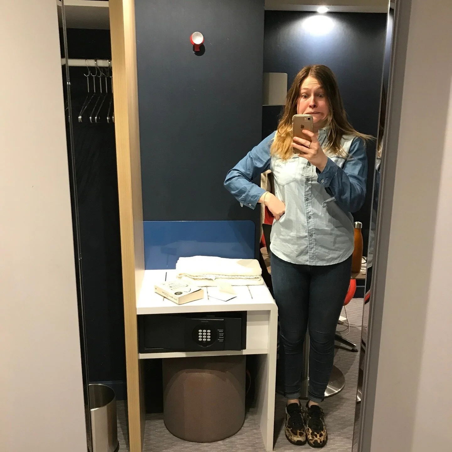  This time two years ago was my first ever paid gig. 🤑
I received a few hundred pounds, plus travel and a night at the Premier Inn next door 💁🏼‍♀️, to speak at the Marketing Show North. 
I remember feeling SO NERVOUS before hand (here's