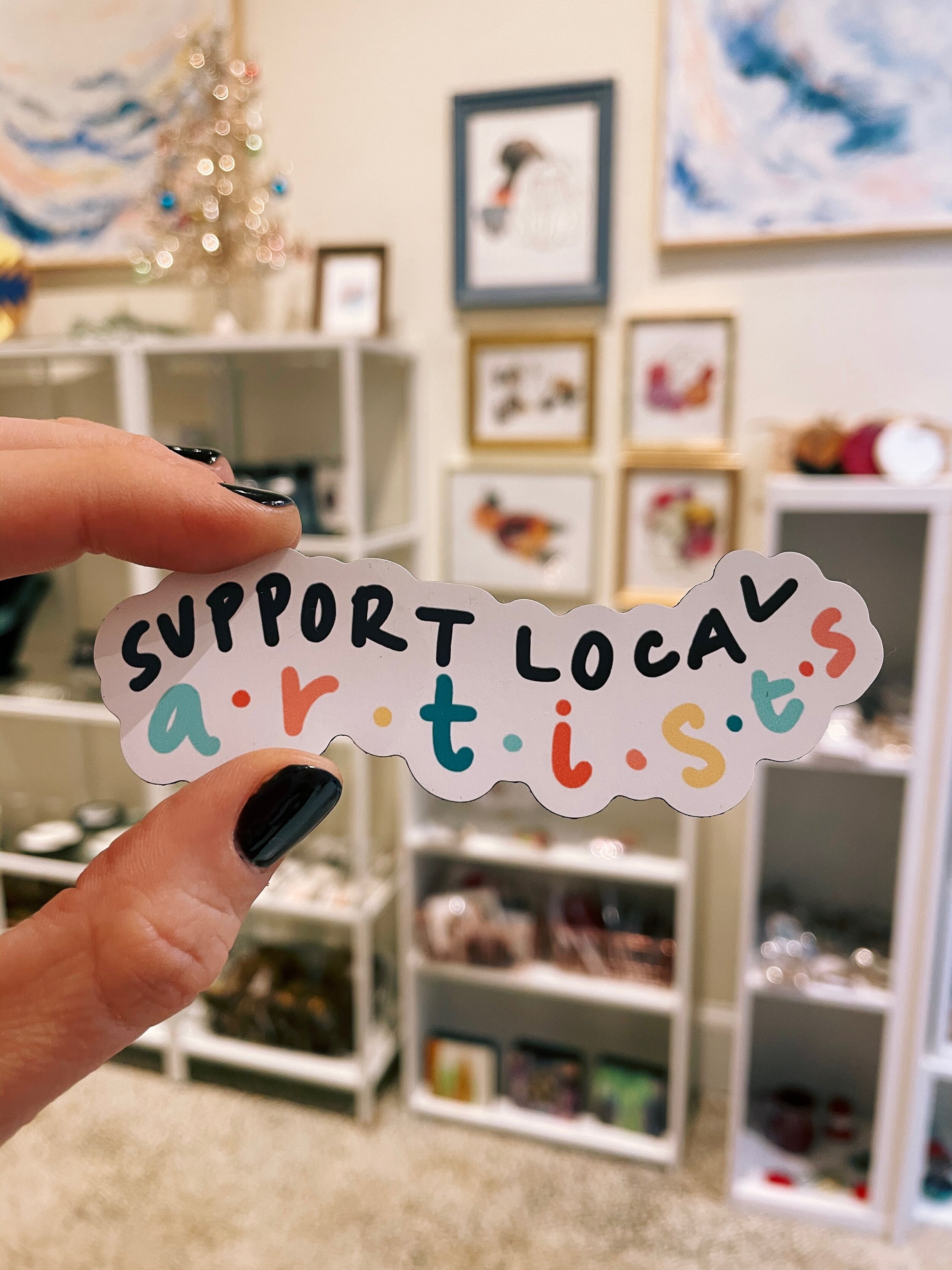 Support Artists Magnet