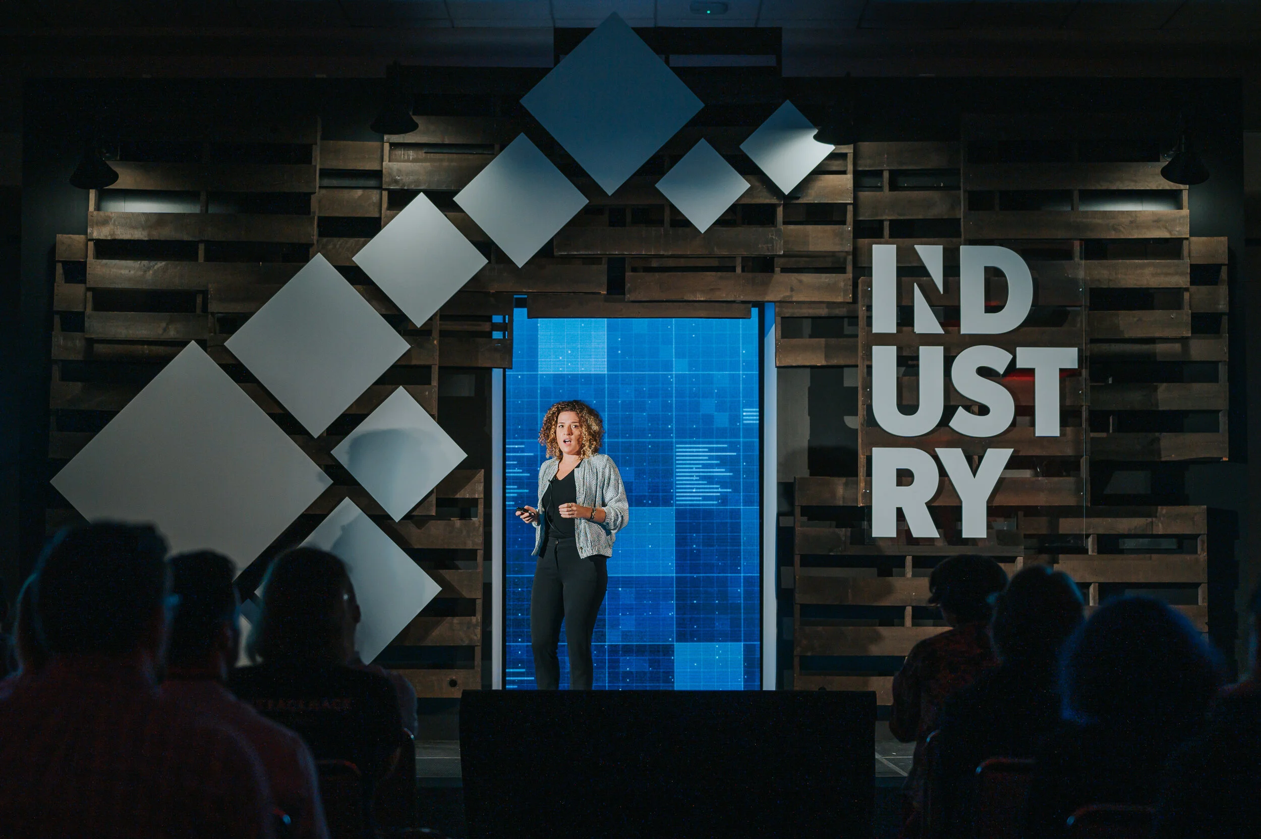 Industry 2019-0477.jpg