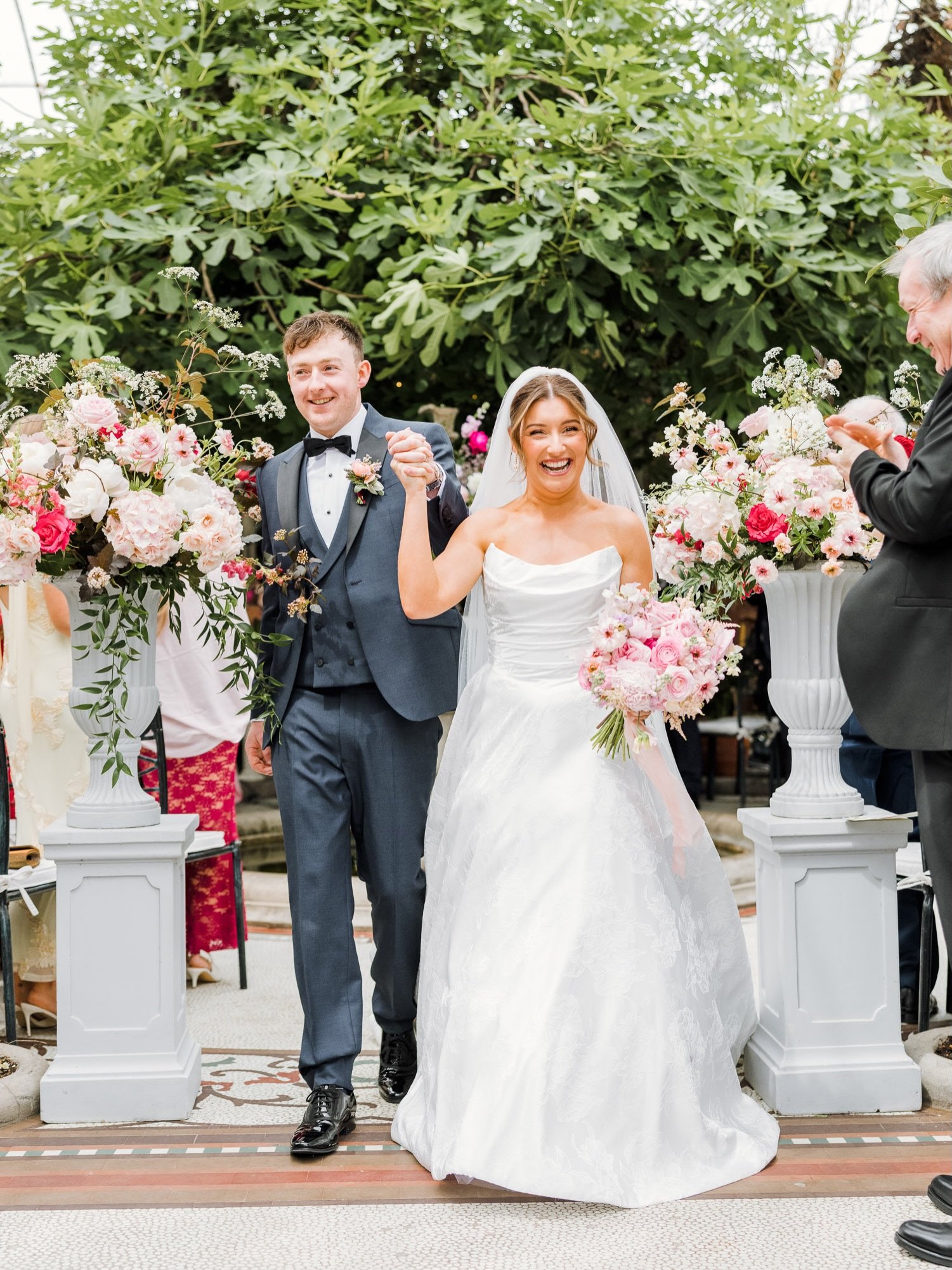 Roisin &amp; Michael&rsquo;s beautiful day in Kilshane House ❤️ Everything took place on site, with the ceremony led by @marrymeweddings.ie in the orangery. We knew it was going to rain later in the day, so we did all the photos straight after the ce