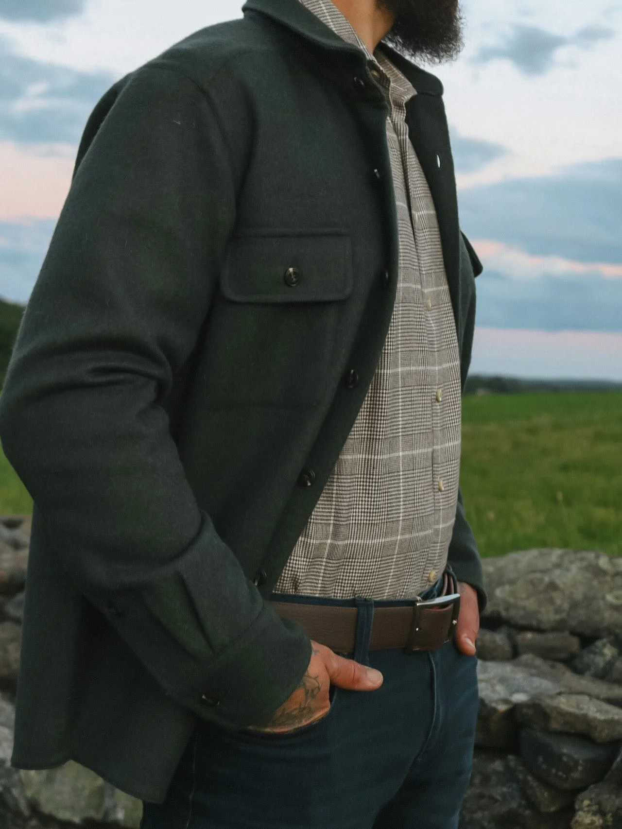 R. Derwin &ldquo;Shacket&rdquo;- for these cool nights 🍂 
@stenstroms_official plaid button up 
@albertopants denim