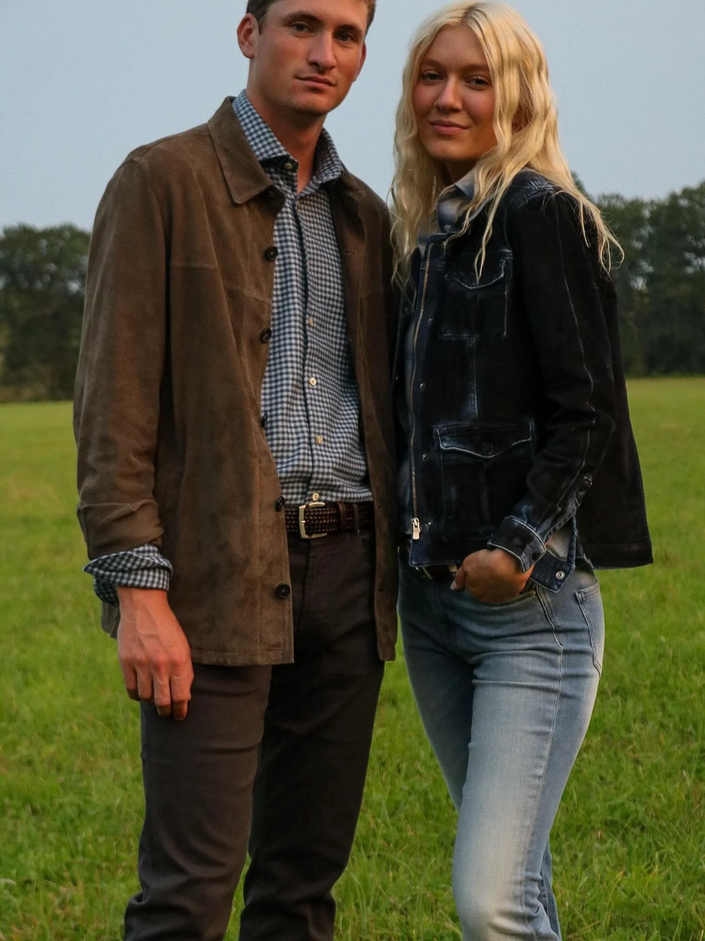 The leaves are turning and we&rsquo;re ready 🍂 

His:
@manto_italia perforated suede lightweight overshirt 
@stenstroms_official checkered button up 
@tramarossaofficial denim

Hers:
@teleriazed denim jacket 
@giangicamiceria plaid button up 
@agjea