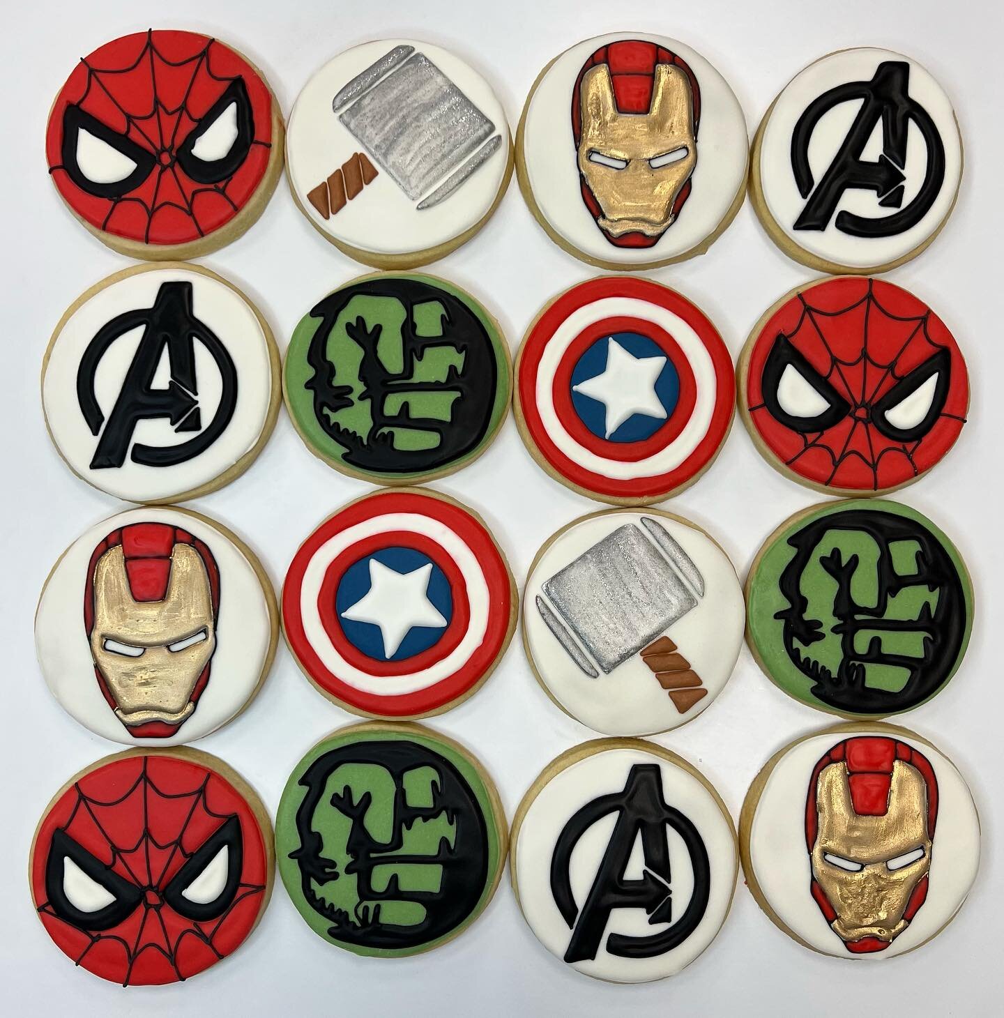 What's your favorite Marvel movie?! 

#buffalo #buffalony #cookies #marvel #marvelcomics #buffalobakery #spiderman #captinamerica #iornman #thor #avengers #hulk