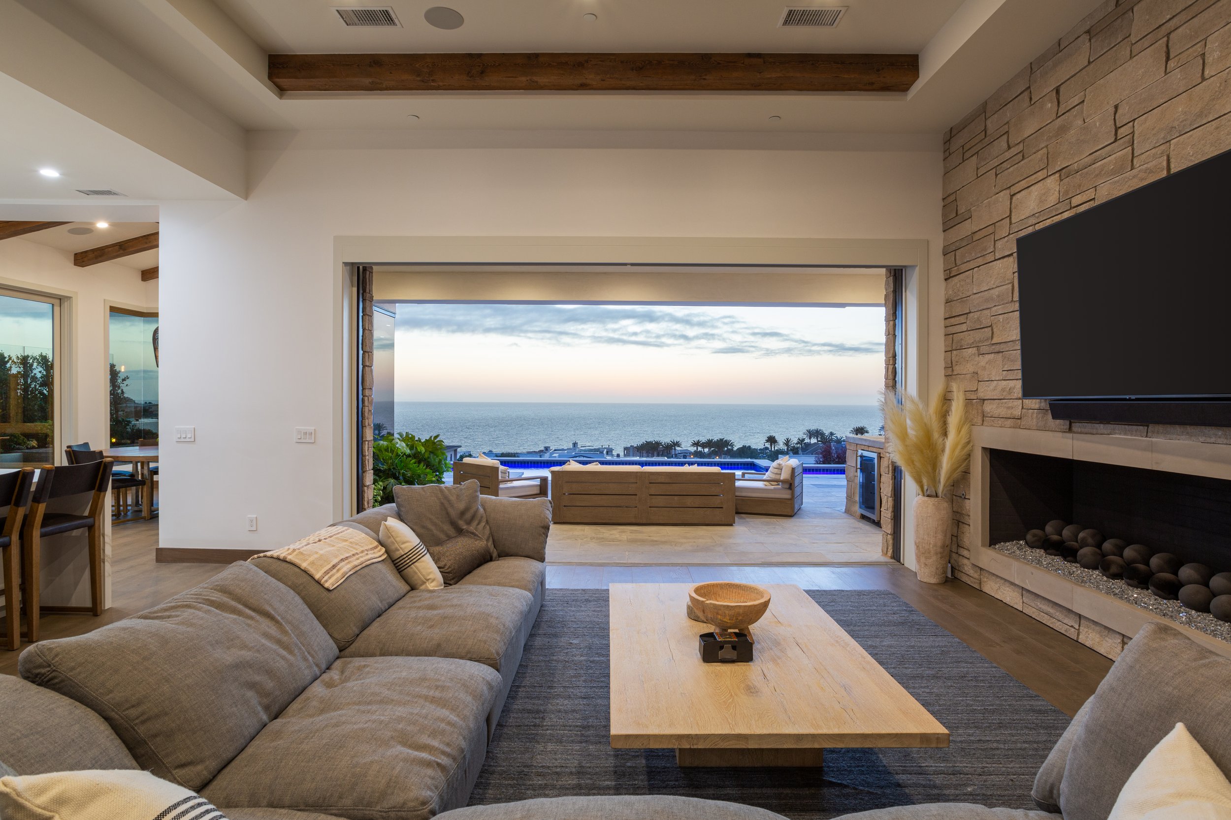 31 Shoreline Dr Print-3.jpg