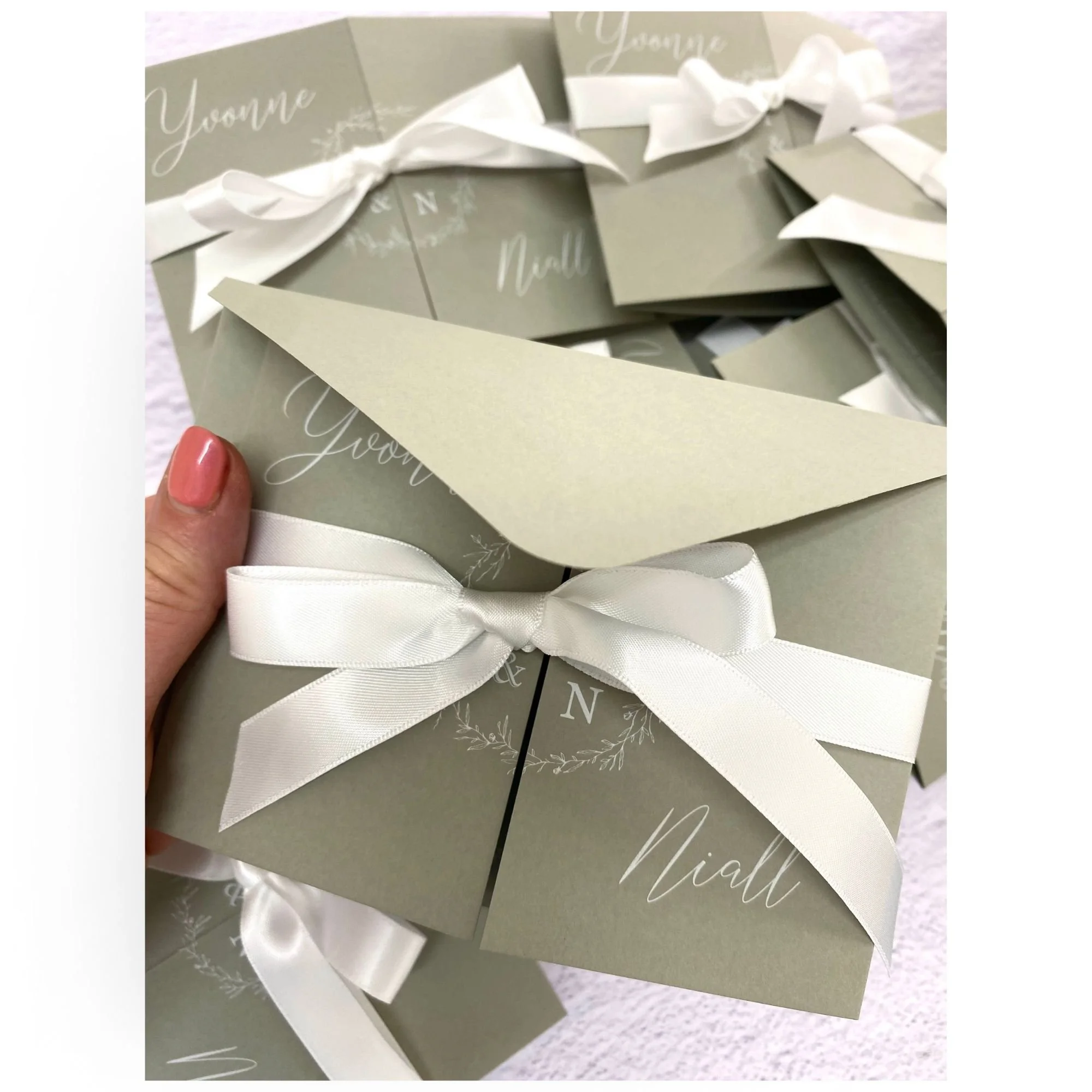 Lauren Wreath sample - Sage