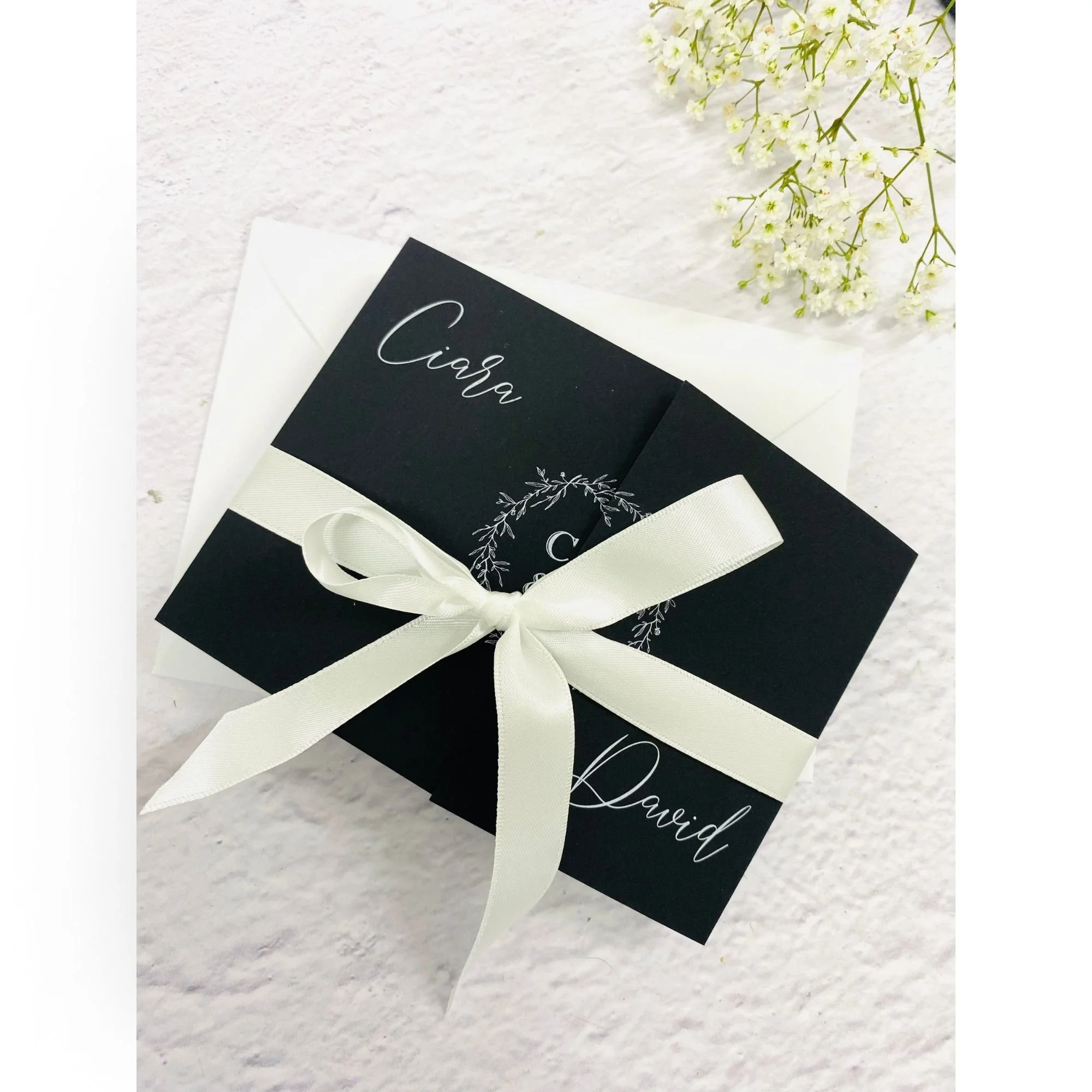 Lauren Wreath sample - Black