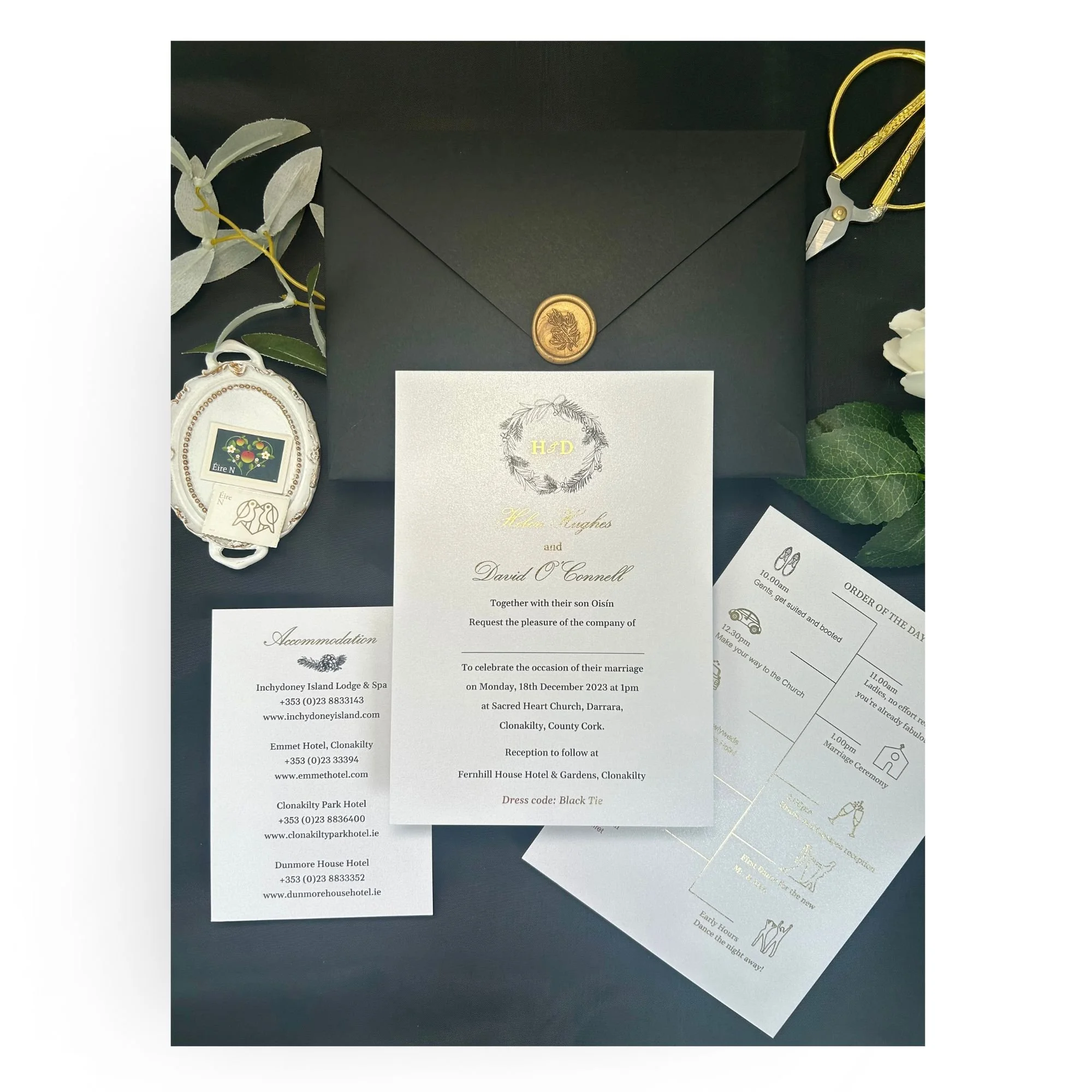 Helen botanical monogram wreath wedding invitation sample