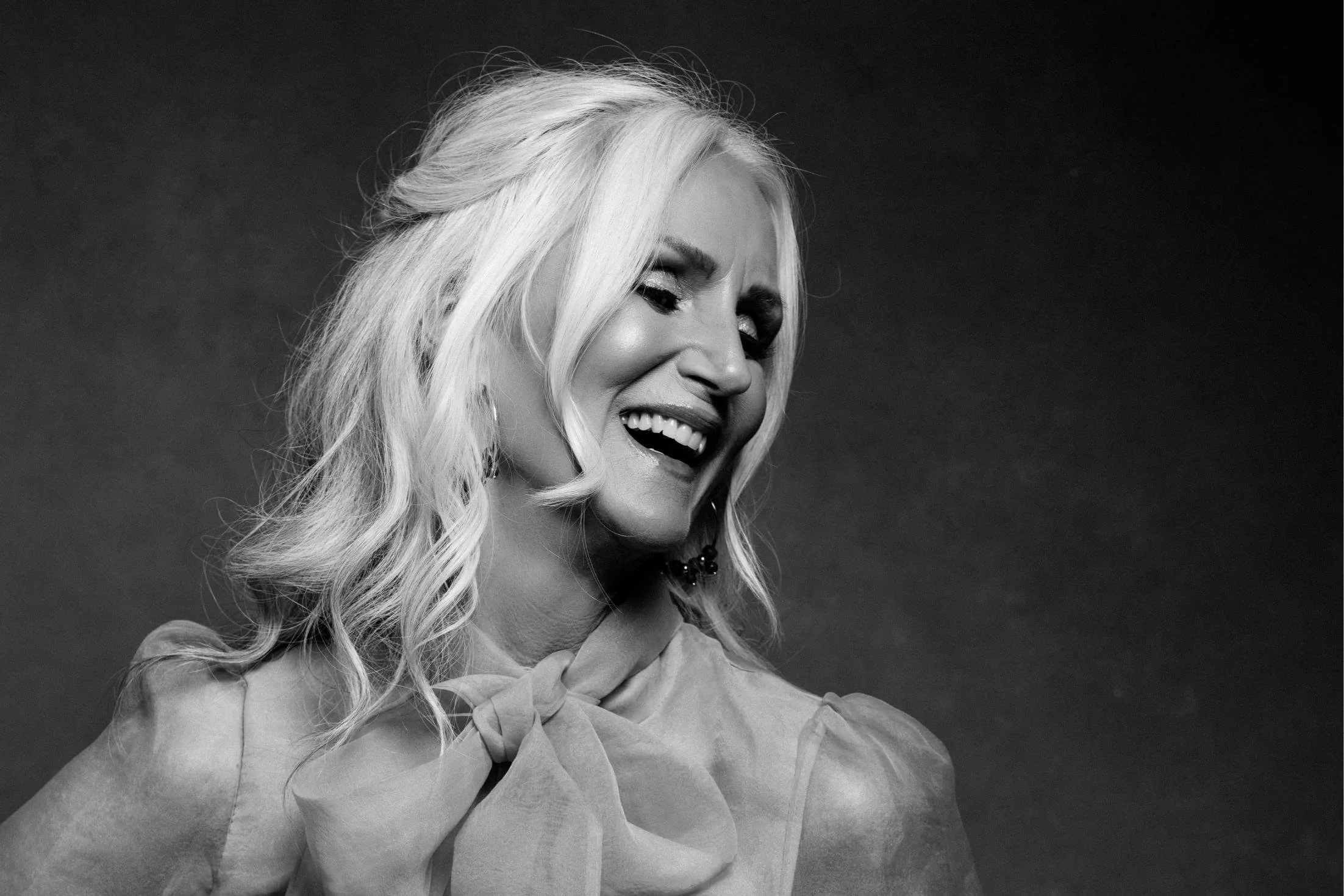 Icon Portraits Graciela Laurent 9.jpg