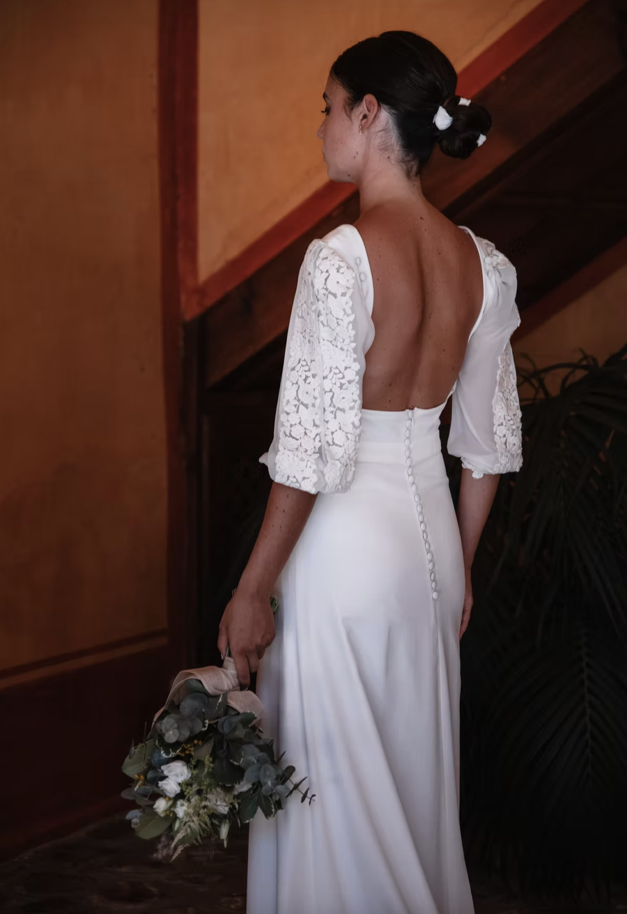 Raquel López at Melange de Blanc dress 8