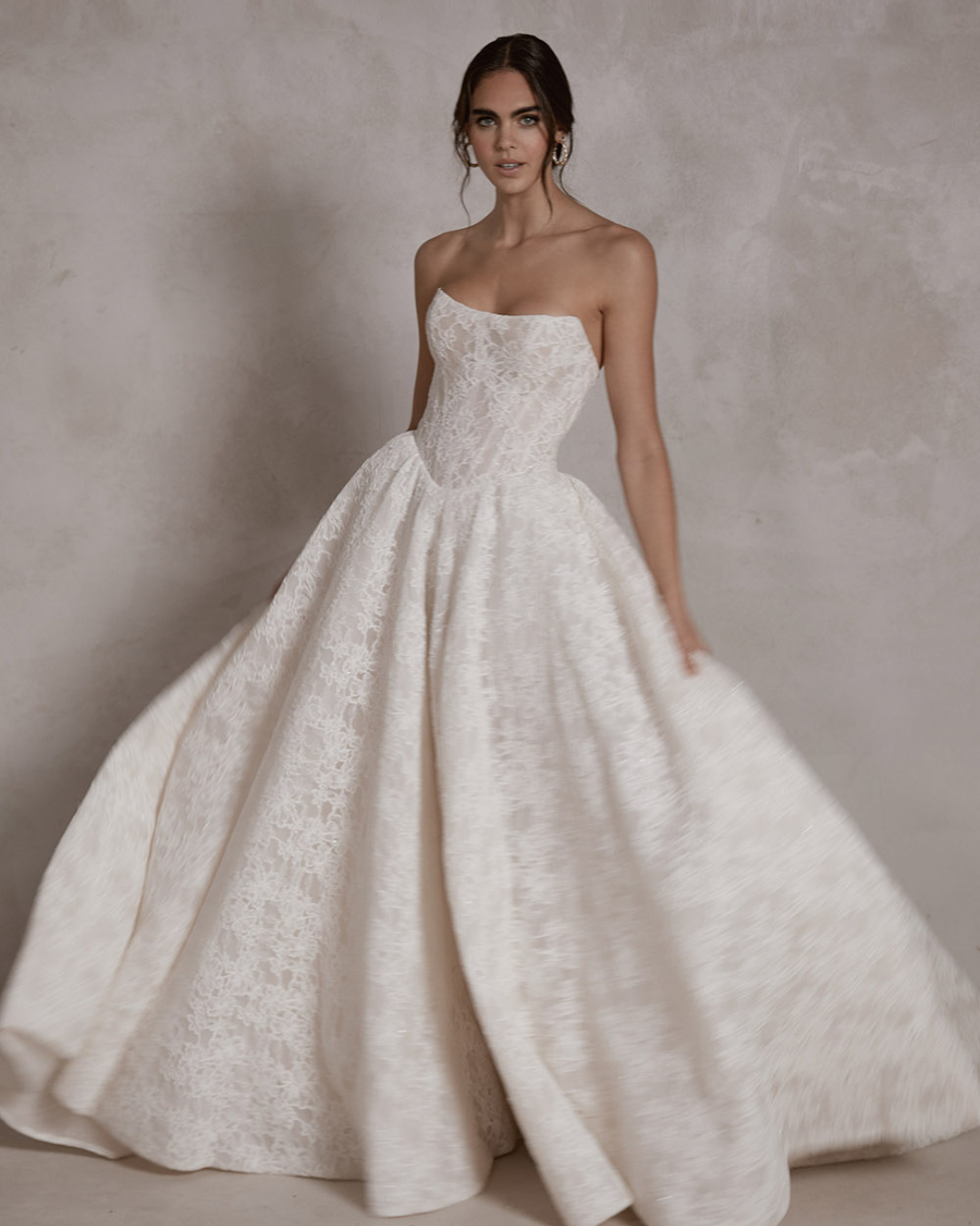 Seraphine Bridal at Melange de Blanc in New York City image 2