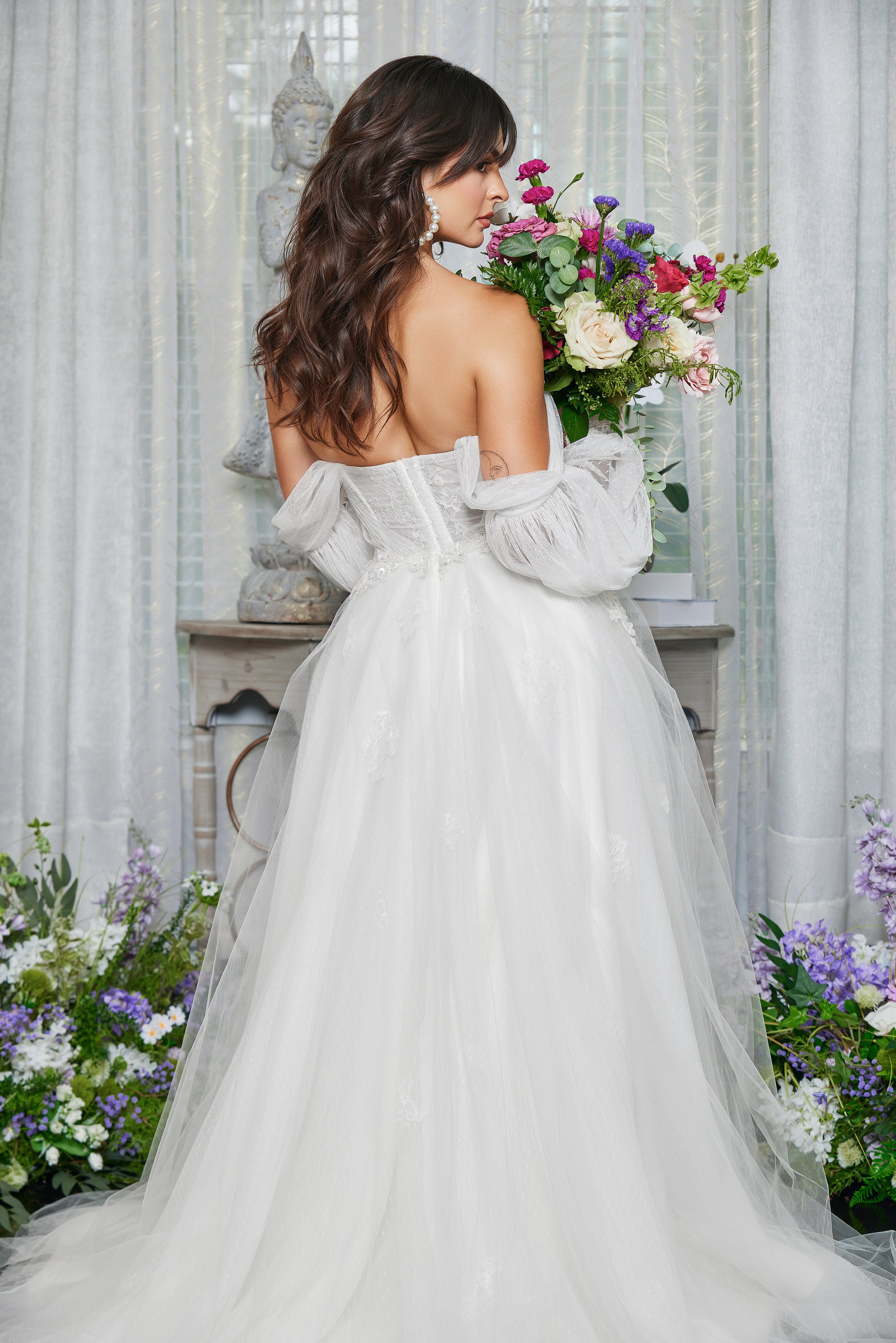 needleweddingdress_198.jpg