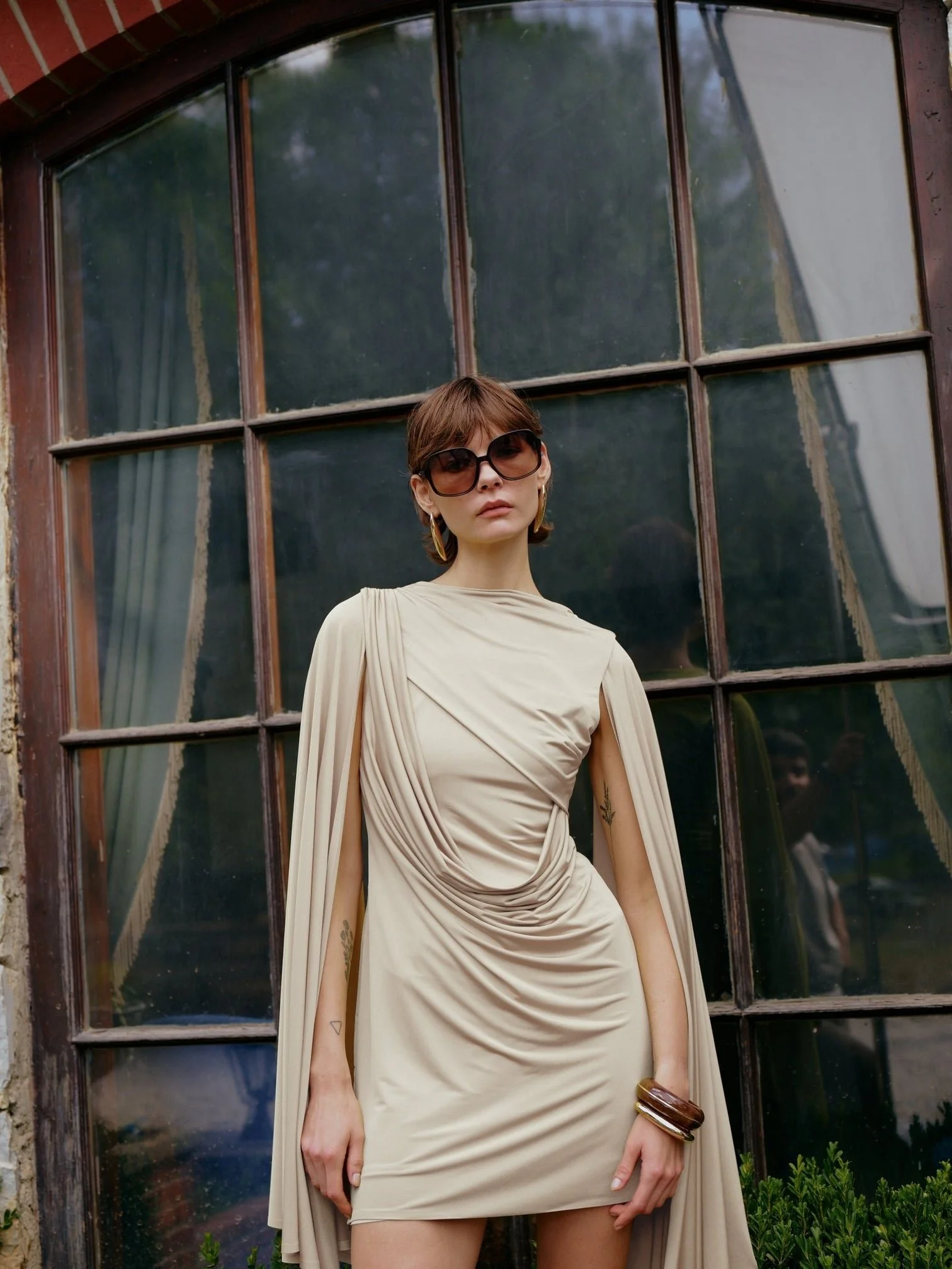 lipa-dress-7975347_1512x.jpg