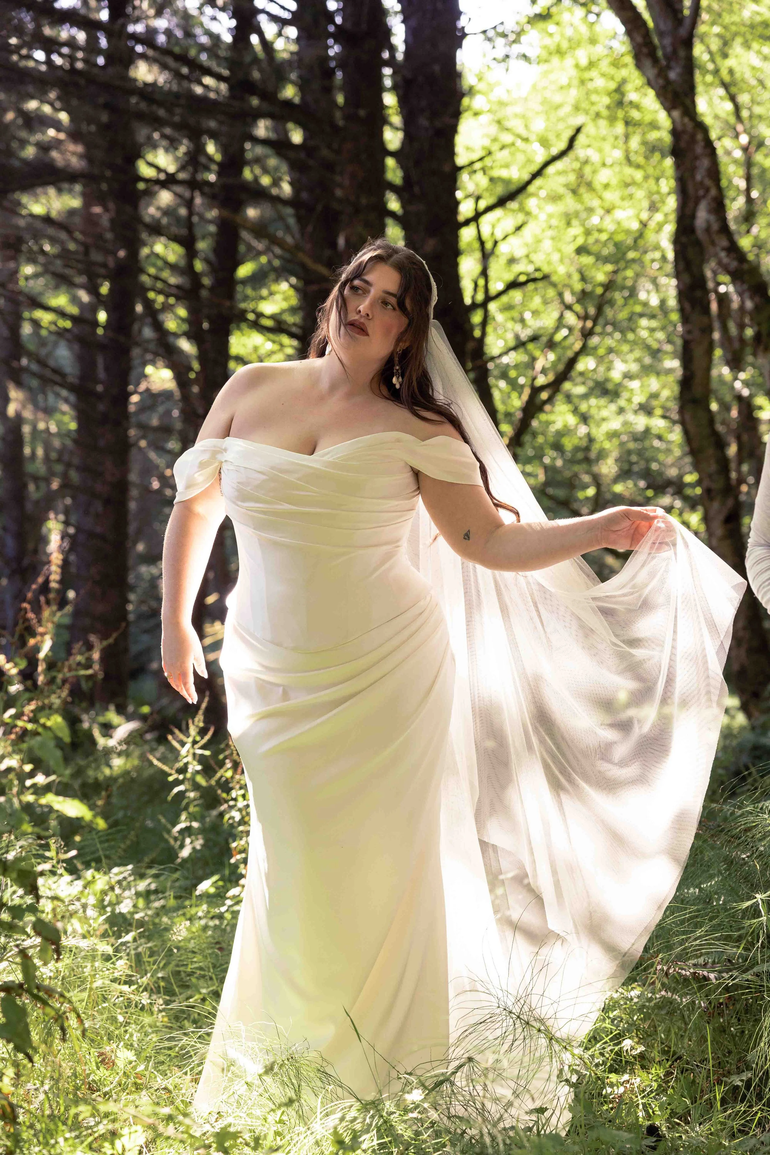 RebeccaSchoneveld_2027Look_Plussize_modelJoannaSpicer_3.jpg