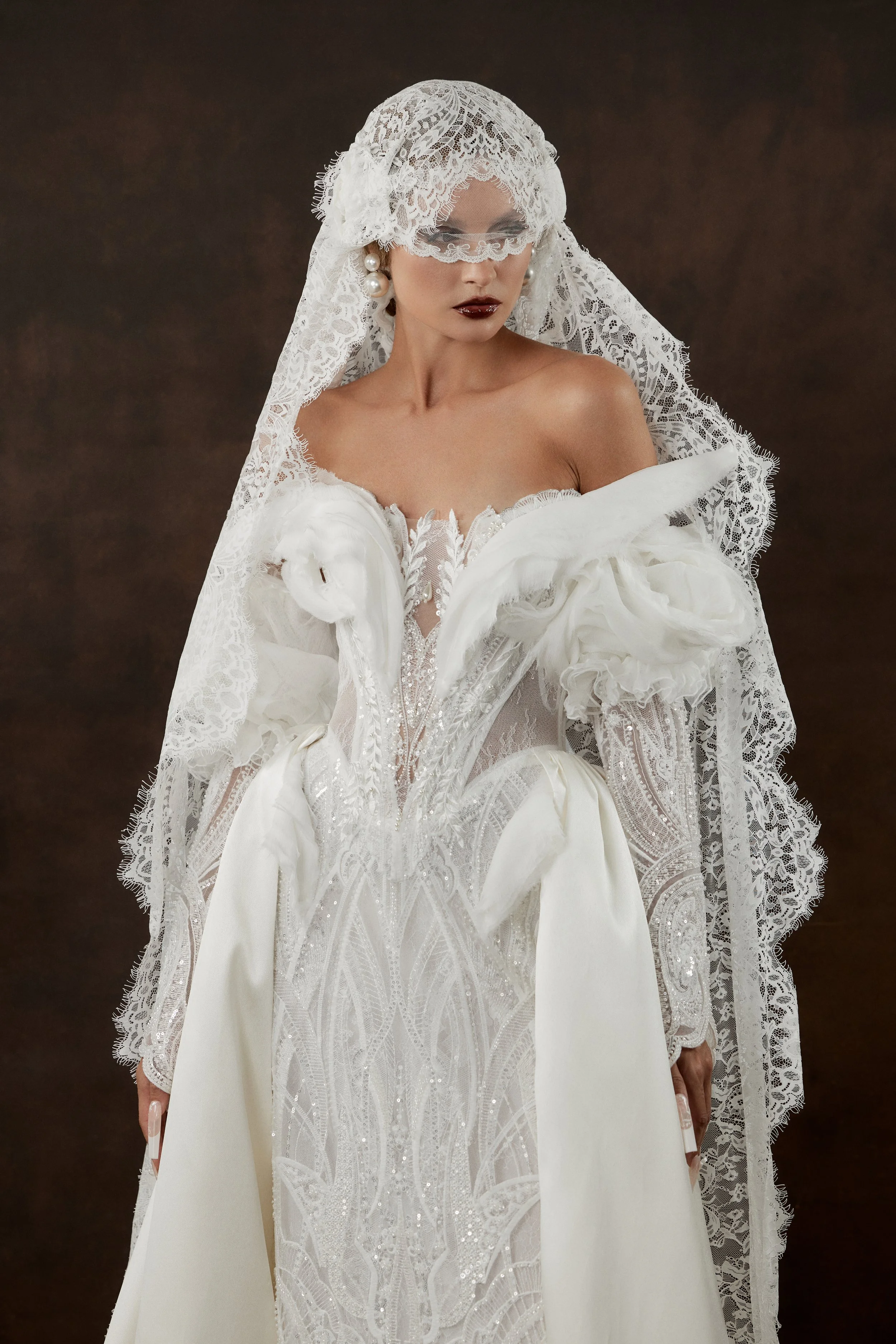 Cecilia+detachable sleeves+detachable train 3.jpg