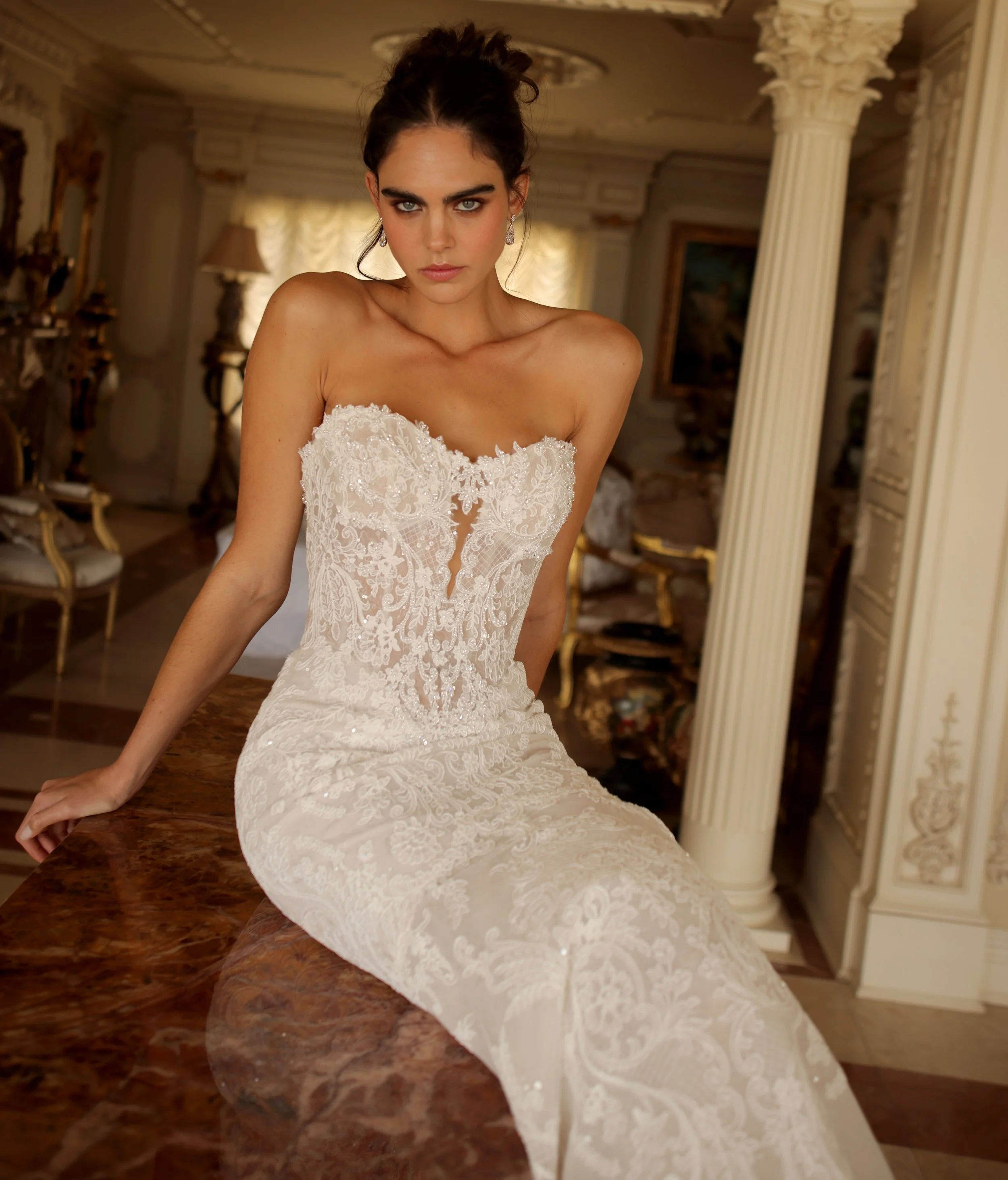 Style 4447 Close sitting.JPG