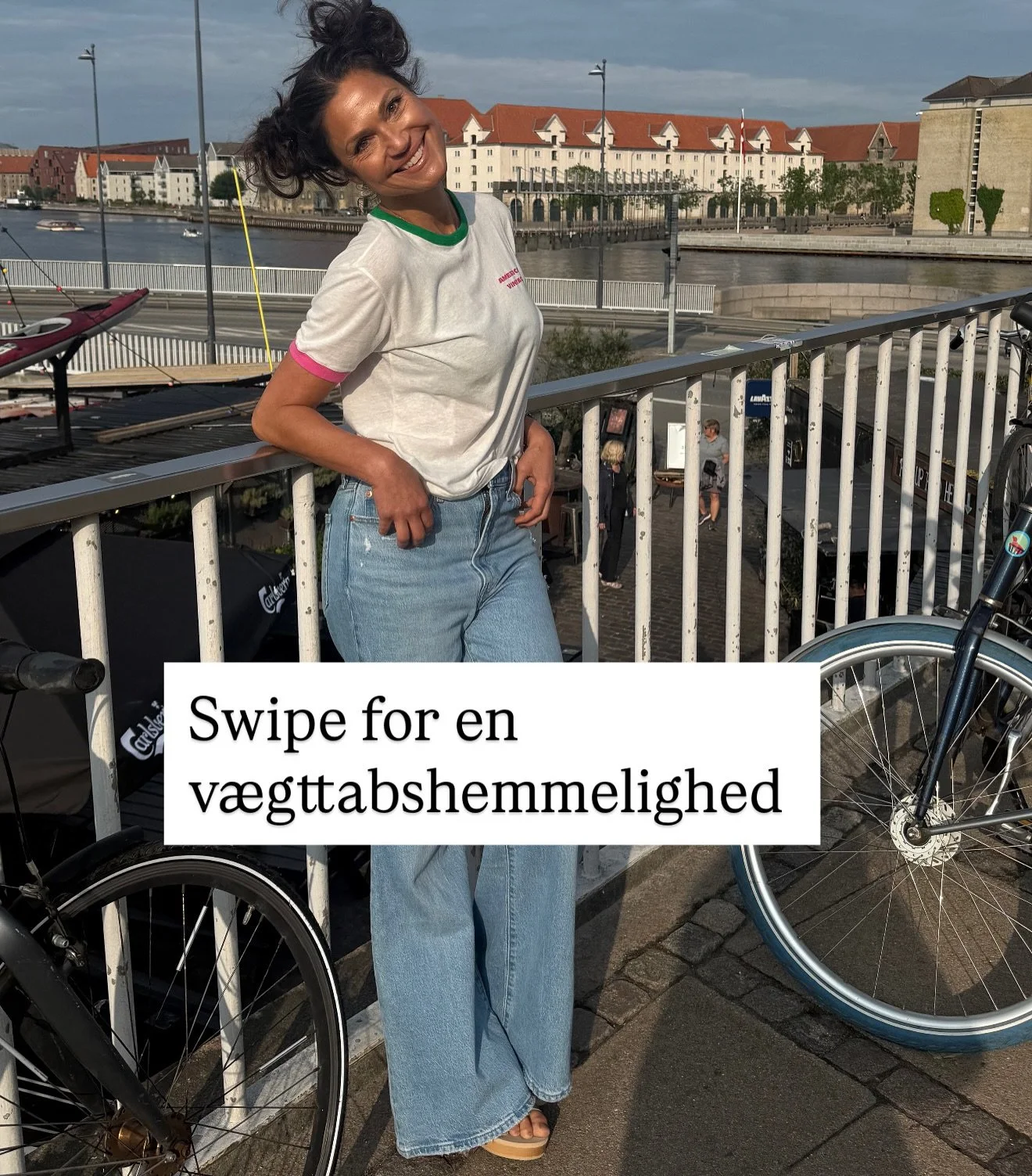 Swipe for en vægttabshemmelighed 🔥
Små skridt → store forandringer 💥
Less is more ✨
Når du lærer at tage de gode valg – uden at forbyde dig selv 🍫 og uden at kaste dig ud i den næste hurtigkur 🌀 – s