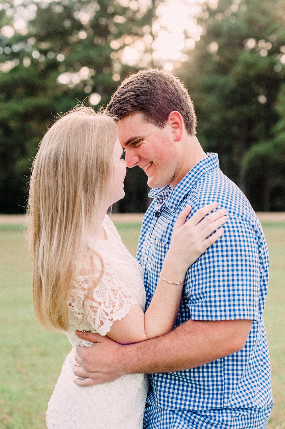 Jackson-Mississippi-Engagement-Photographer_010.jpg