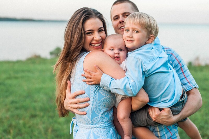 love-and-light-filled-family-session_47.jpg