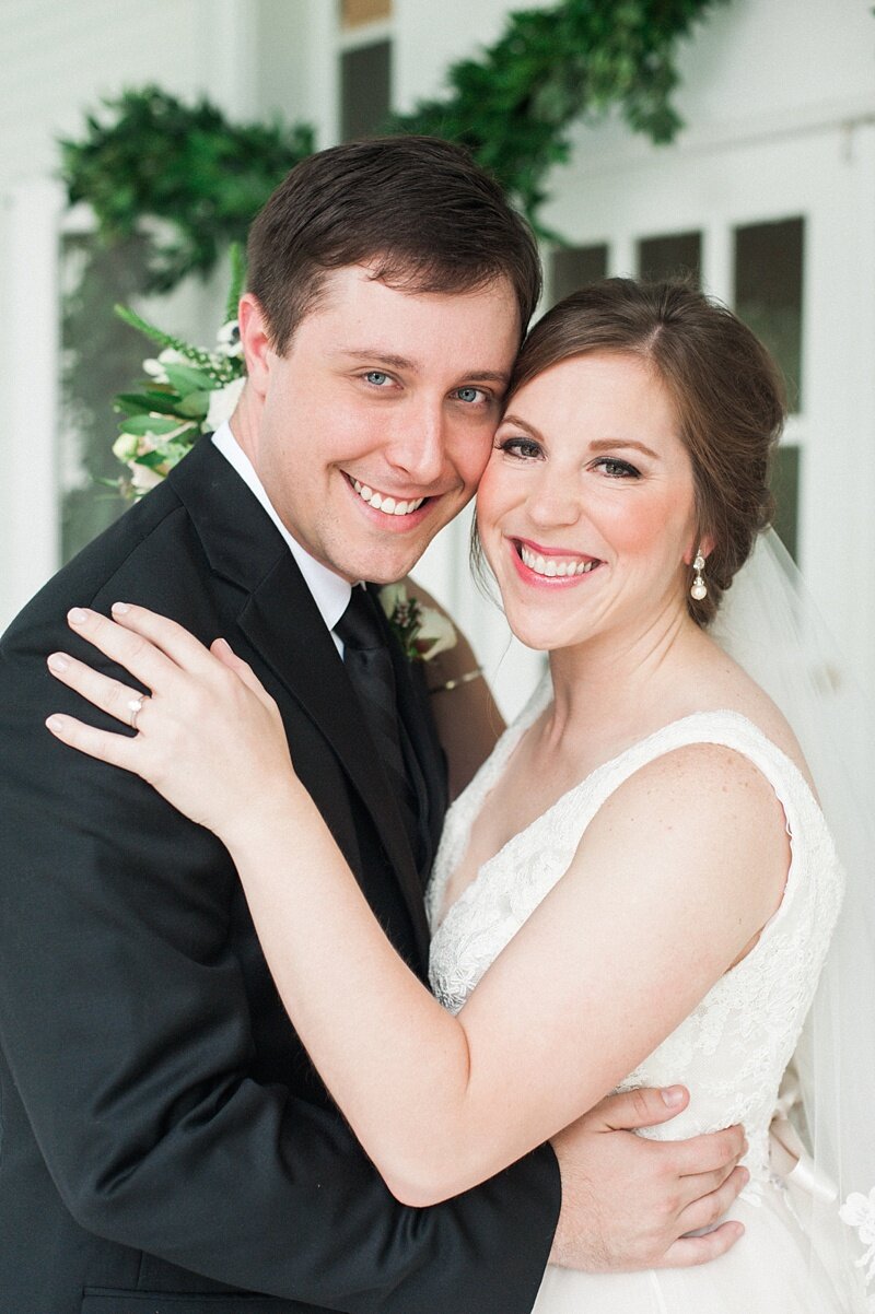 spring-wedding-the-cedars-jackson-mississippi_23.jpg