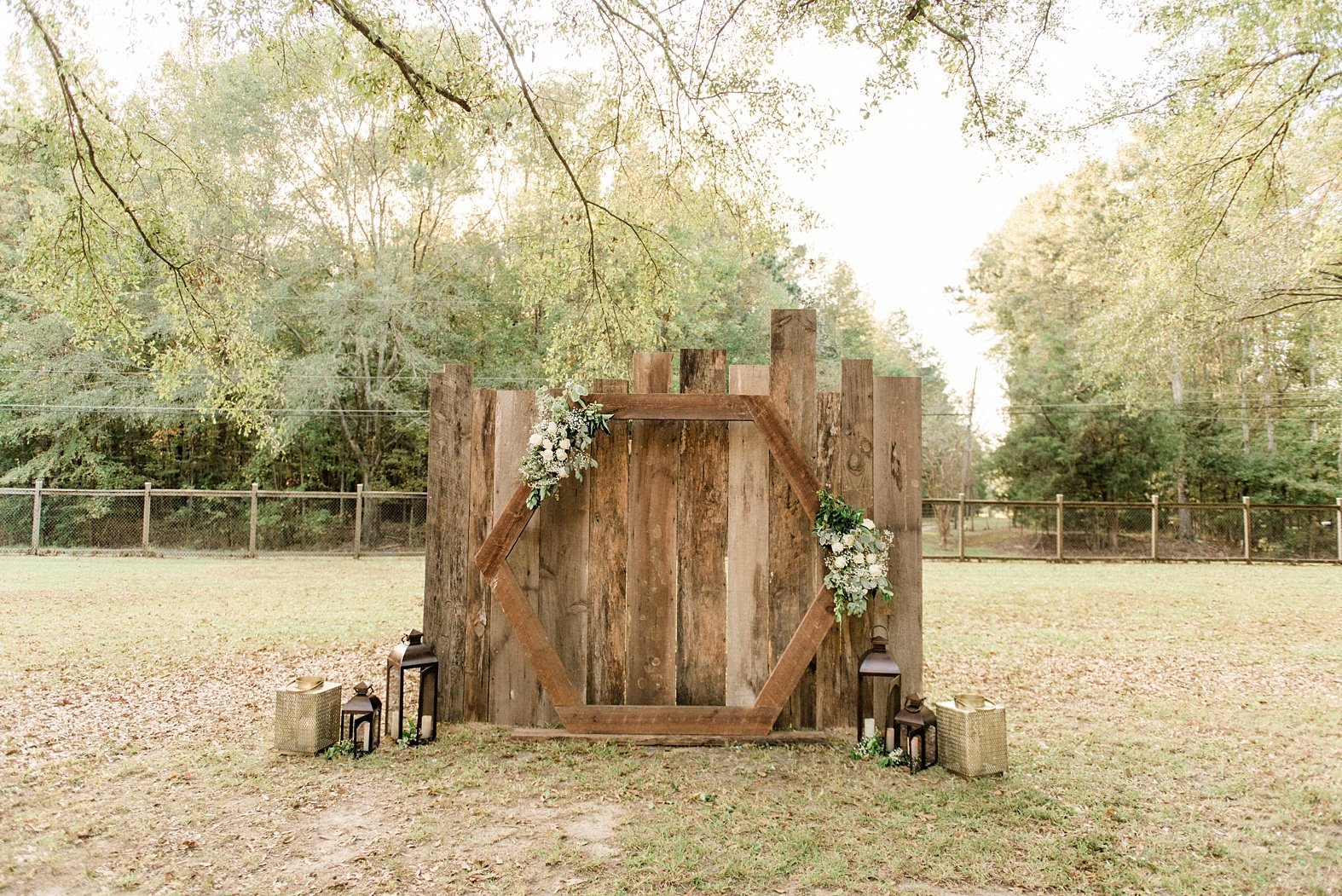 Jackson-Mississippi-backyard-Wedding_34.jpg