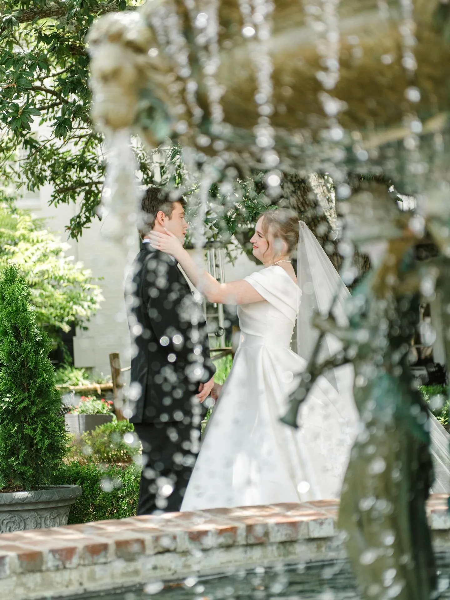 Favorites from a wedding I had the honor of documenting last year! Yes the designs were incredible and the details were perfect but what made this wedding so special were the people! The sweetest bride and groom, family and friends who were genuinely