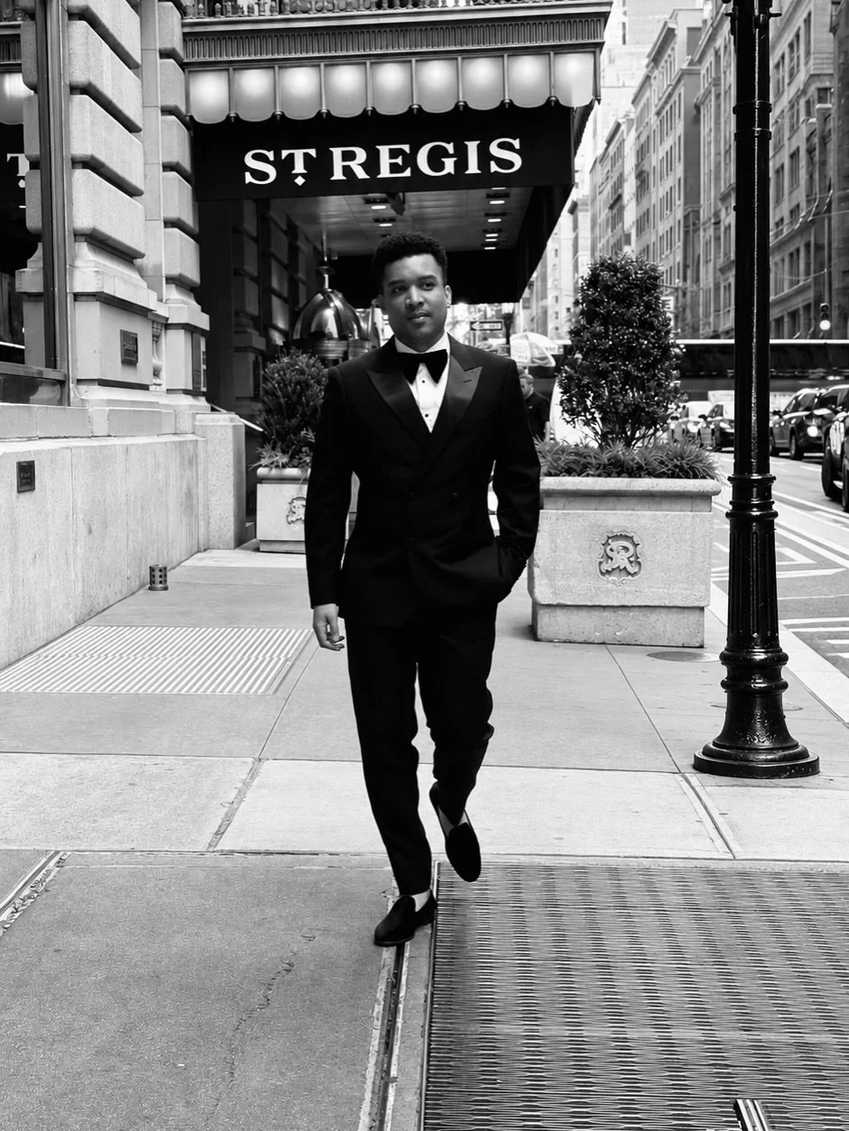 This is how I dress for work! 
.
.
.
Tuxedo by @mrrobbiesuits