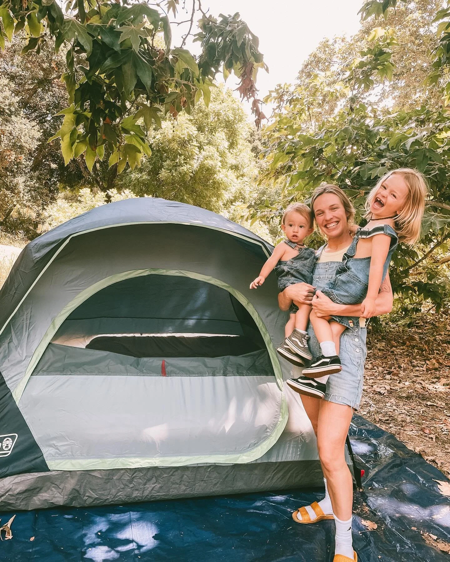 summer highlights drop 🌞🌻🐝 

&hellip;camping, beach days, river trips, time spent in the sunshine &amp; garden&hellip;many family naps, mornings spent at the gym, evenings testing sourdough recipes &amp; date nights&hellip;.I&rsquo;m reminding mys