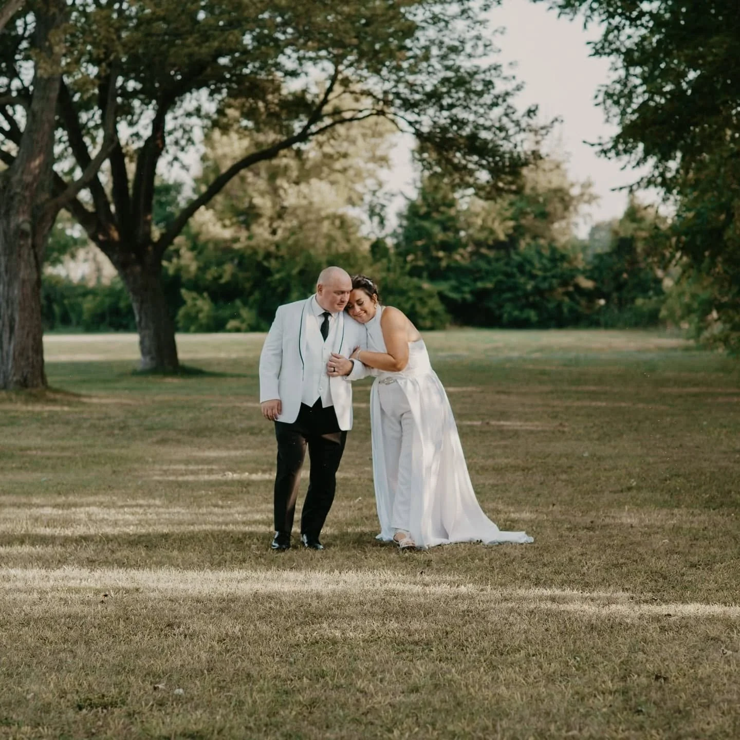My beautiful friends were married earlier this month and their love was impossible not to feel. I'm so so happy for them and wish them a lifetime of the joy they felt this day.💚