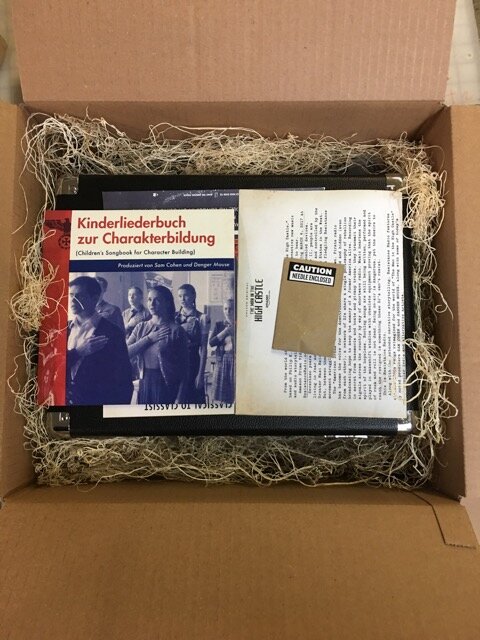 Influencer Kit Material