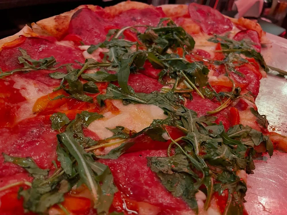 More pizza! (Even tho we aren&rsquo;t @pizzababble). Shoutout to @headlessbatstl for amazing pizza and atmosphere. Will definitely be going back. 

Subscribe to @mostlysuperheroes the podcast on YouTube and don&rsquo;t miss our upcoming episode: The 